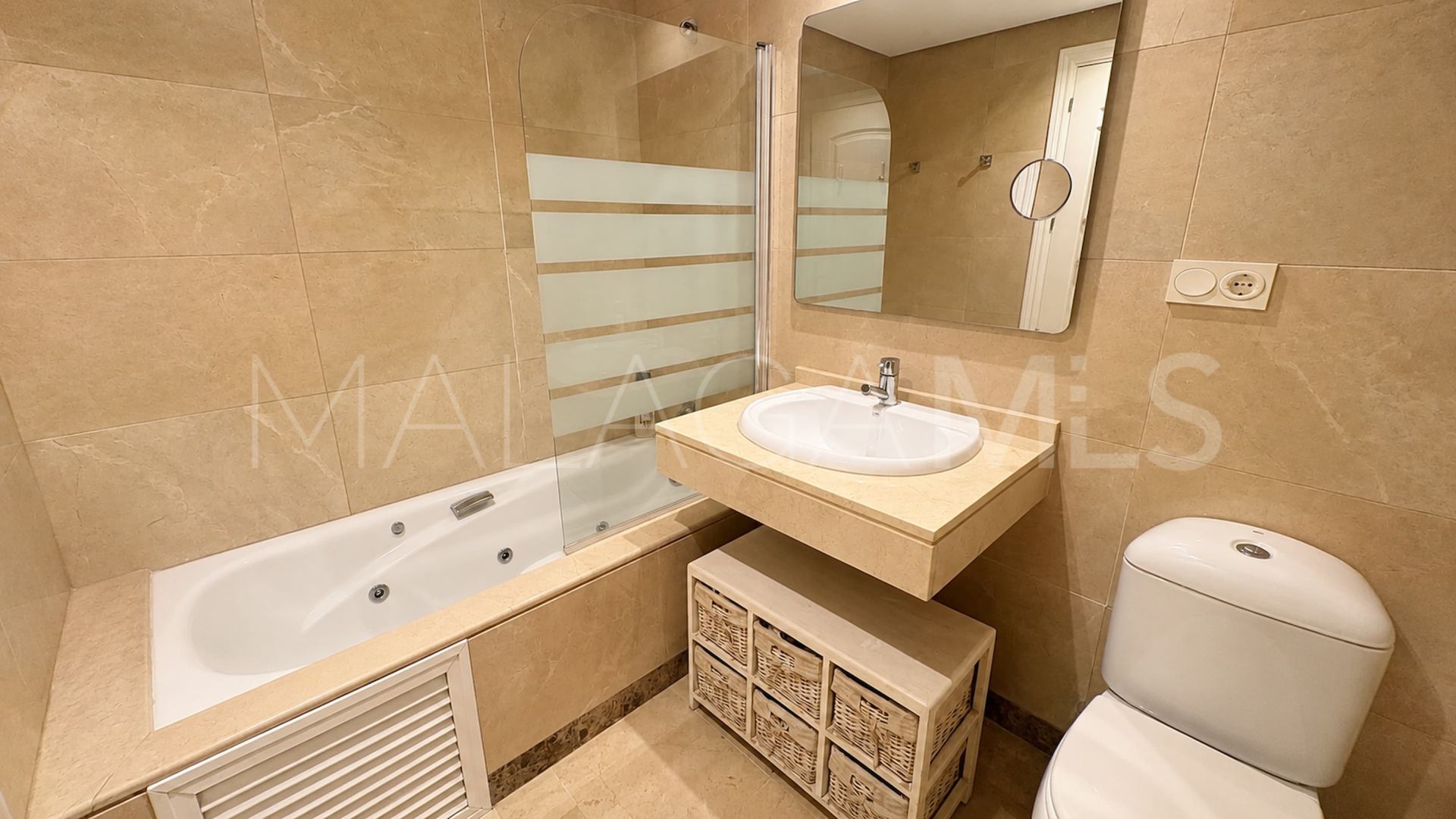 Duquesa Village, apartamento planta baja for sale