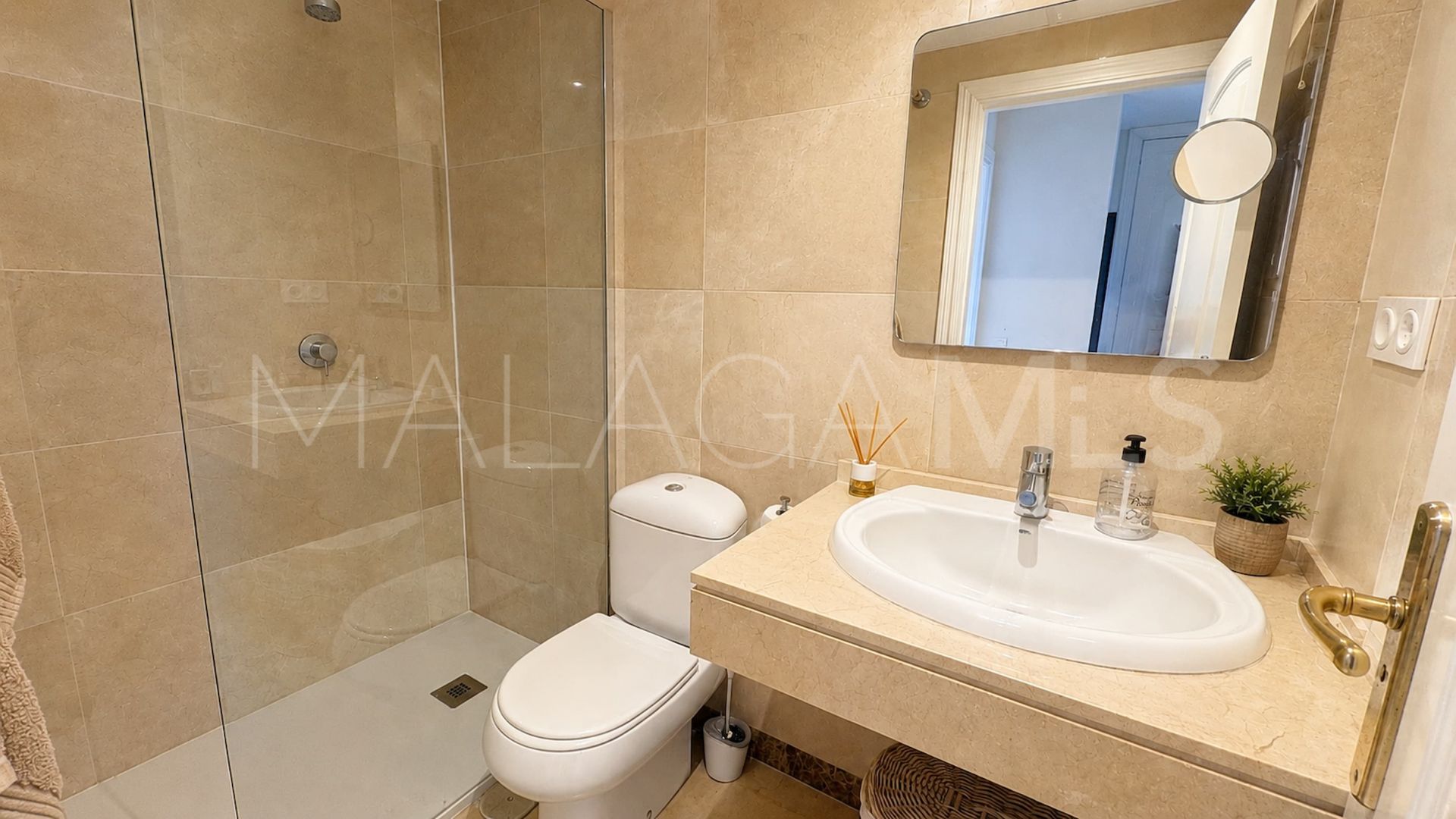 Duquesa Village, apartamento planta baja for sale