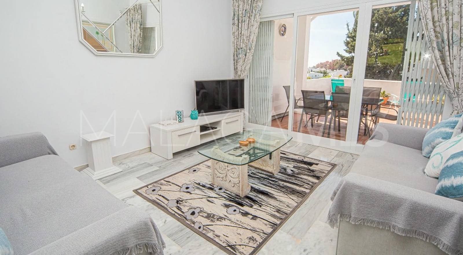3 bedrooms town house in La Duquesa Golf for sale