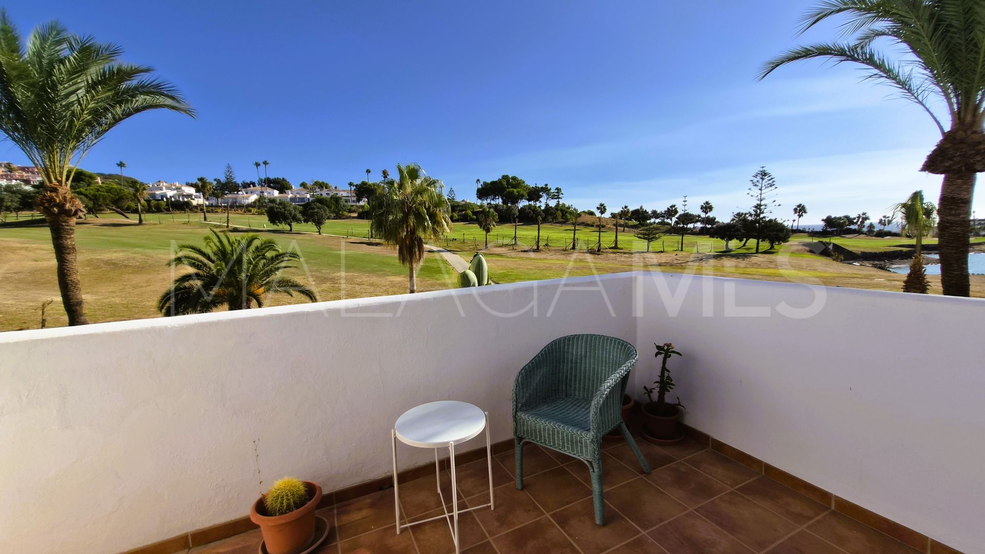 For sale 3 bedrooms town house in La Duquesa Golf