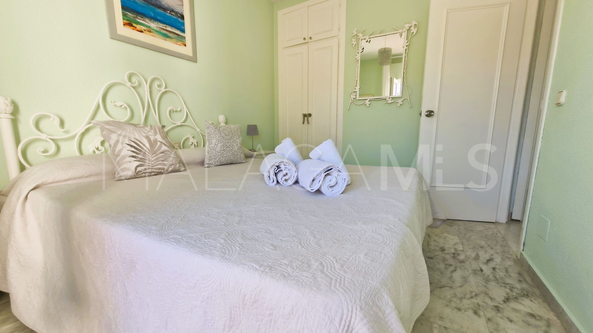 For sale 3 bedrooms town house in La Duquesa Golf