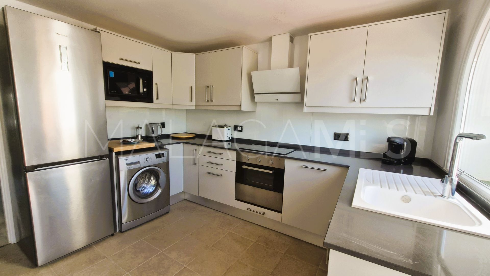 For sale 3 bedrooms town house in La Duquesa Golf