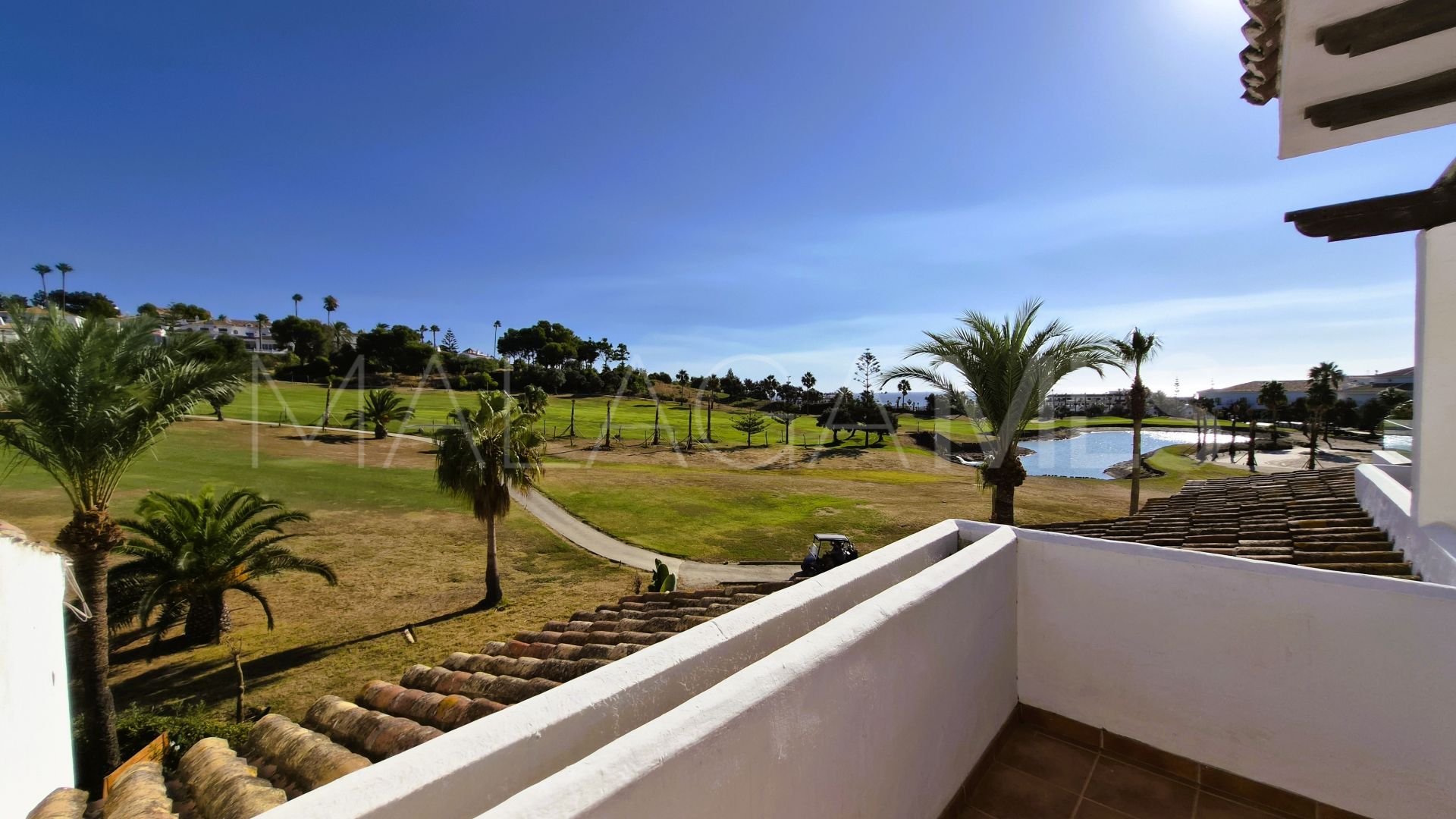For sale 3 bedrooms town house in La Duquesa Golf