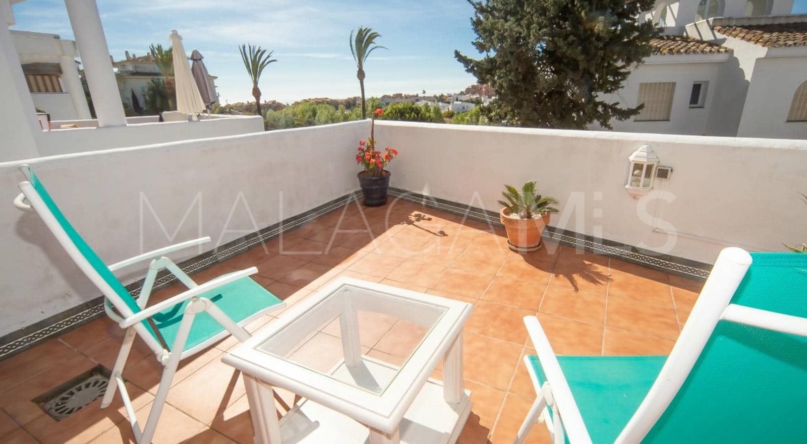 3 bedrooms town house in La Duquesa Golf for sale