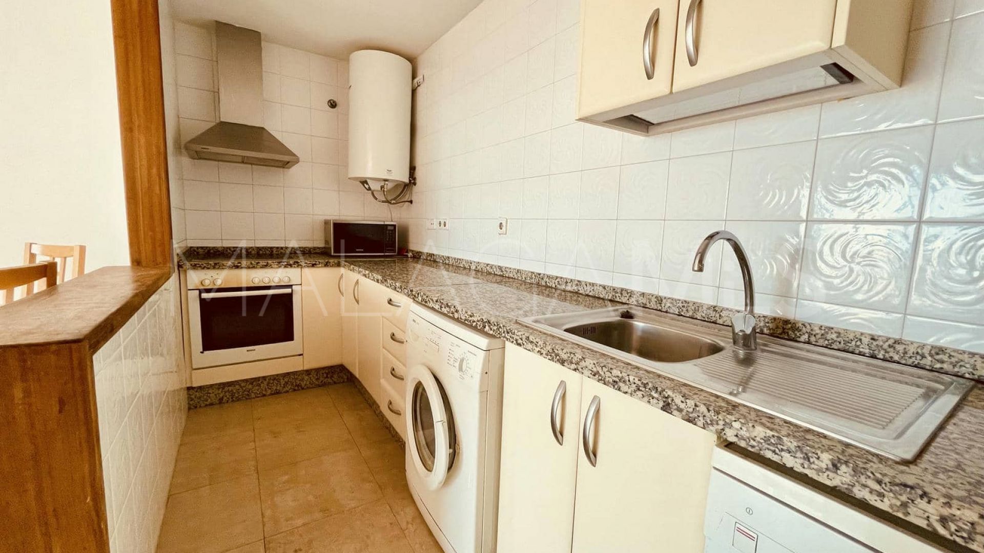 Ground floor apartment with 2 bedrooms for sale in Alcorrín