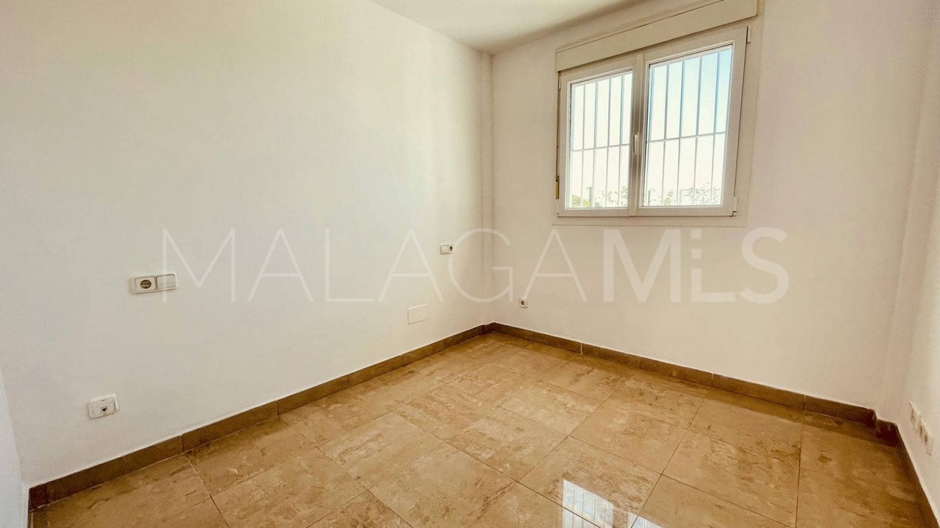 Ground floor apartment with 2 bedrooms for sale in Alcorrín