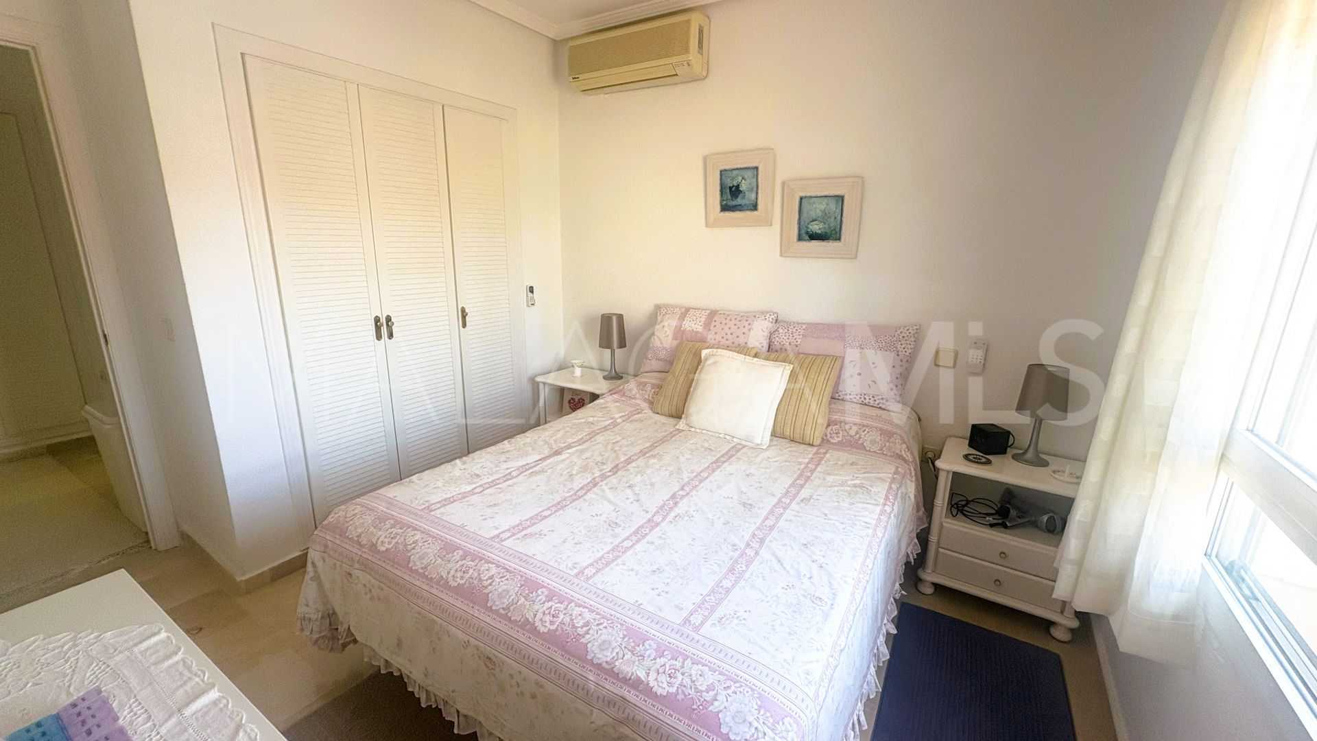 Maison de ville for sale in La Duquesa Golf