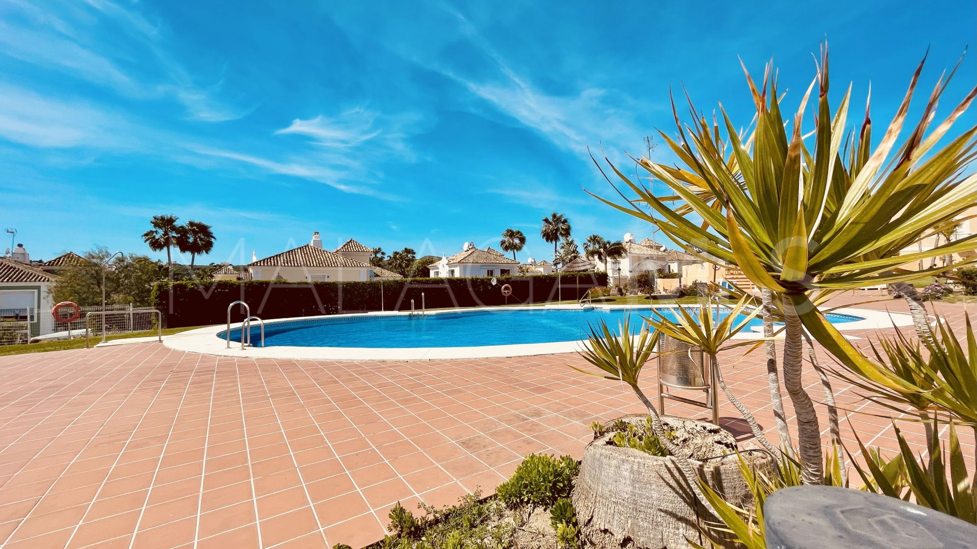 Maison de ville for sale in La Duquesa Golf