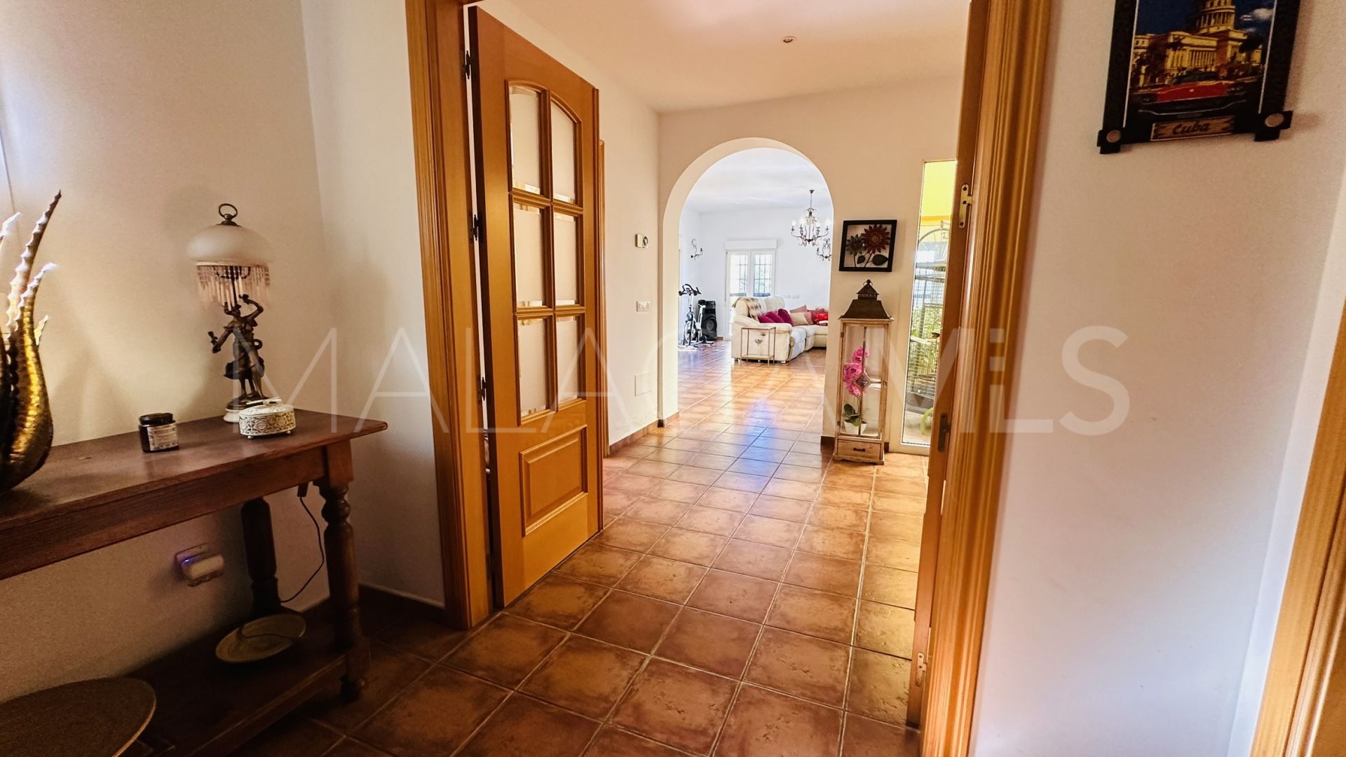 Villa for sale in La Duquesa Golf