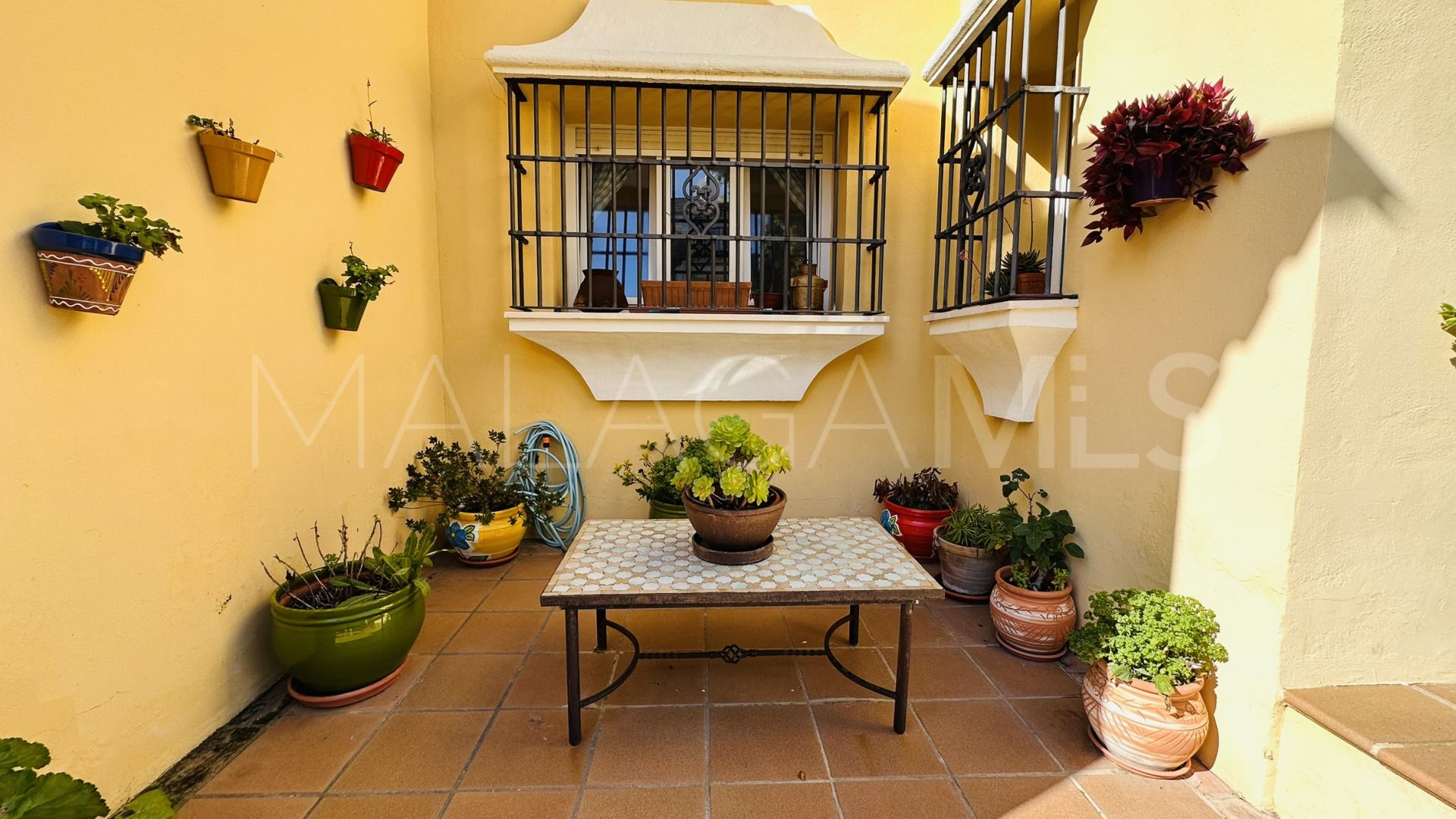 Villa for sale in La Duquesa Golf