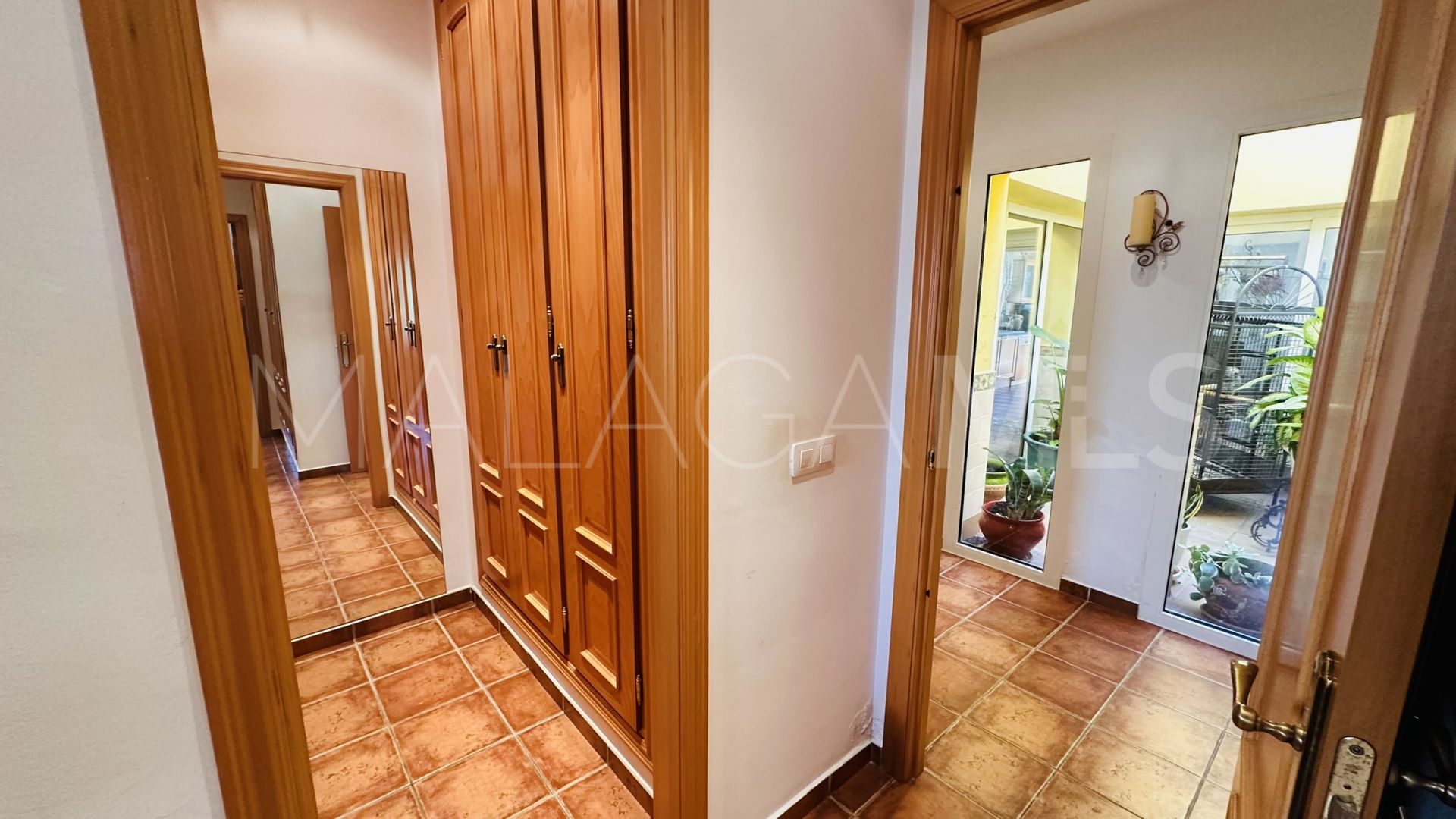 Villa for sale in La Duquesa Golf