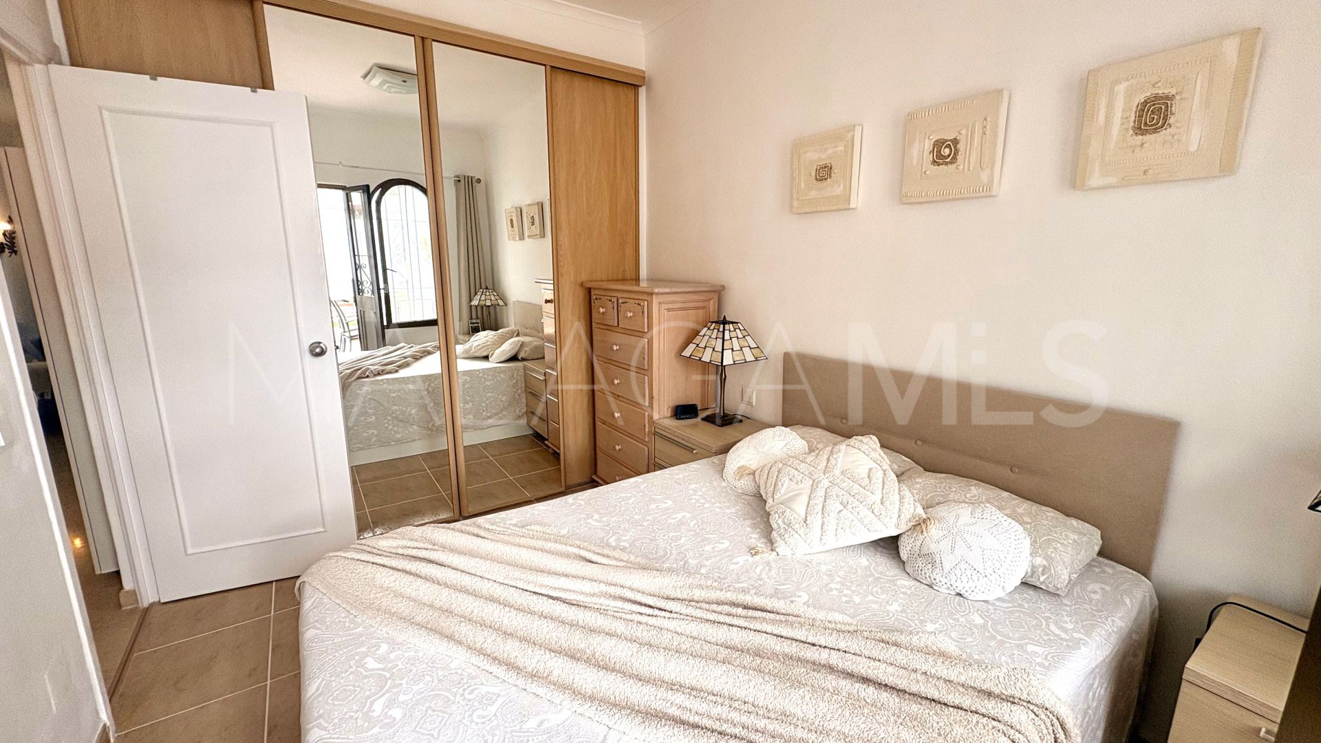 Appartement rez de chaussée for sale in Princesa Kristina