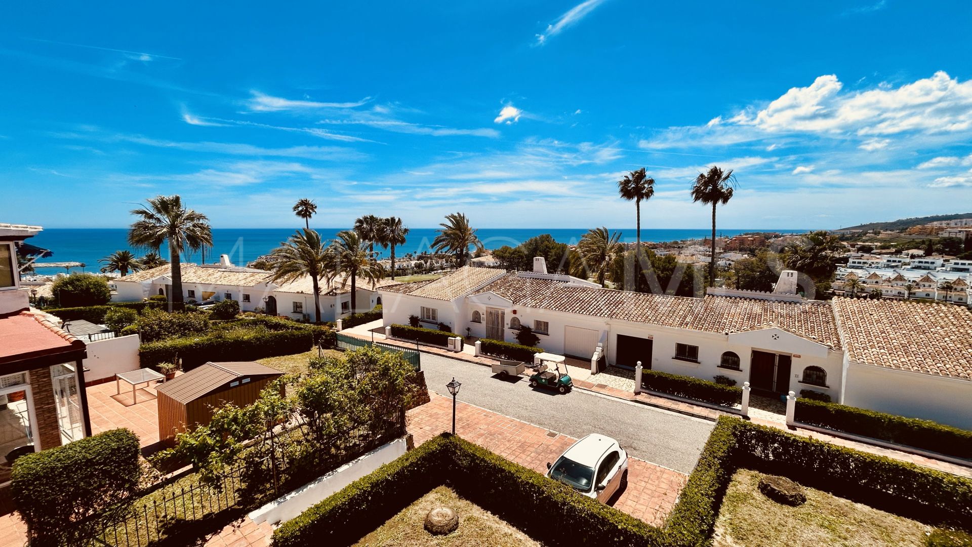 For sale semi detached house with 3 bedrooms in La Duquesa Golf