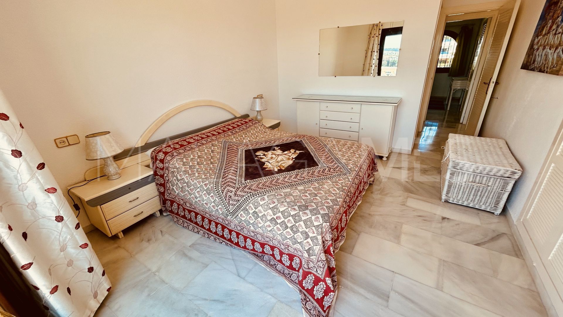 For sale semi detached house with 3 bedrooms in La Duquesa Golf