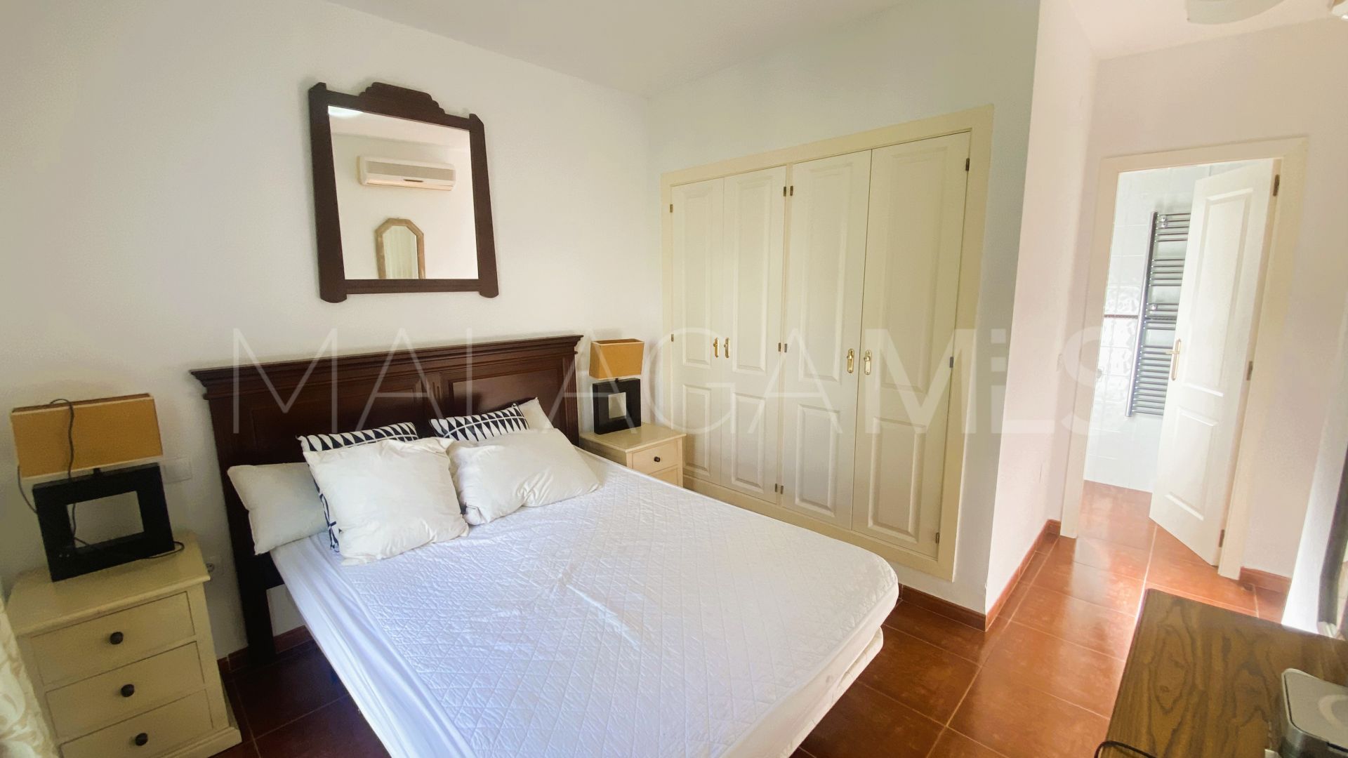 Radhus for sale in Bahia de Casares