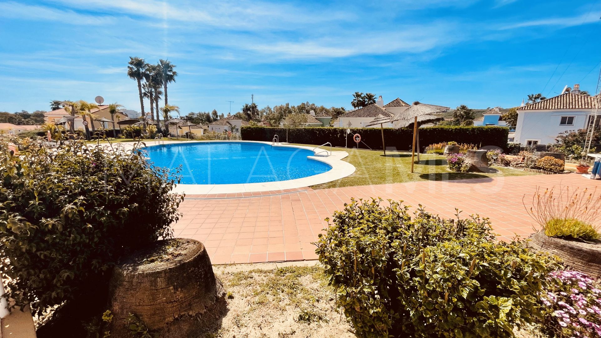 Adosado for sale in La Duquesa Golf de 3 bedrooms