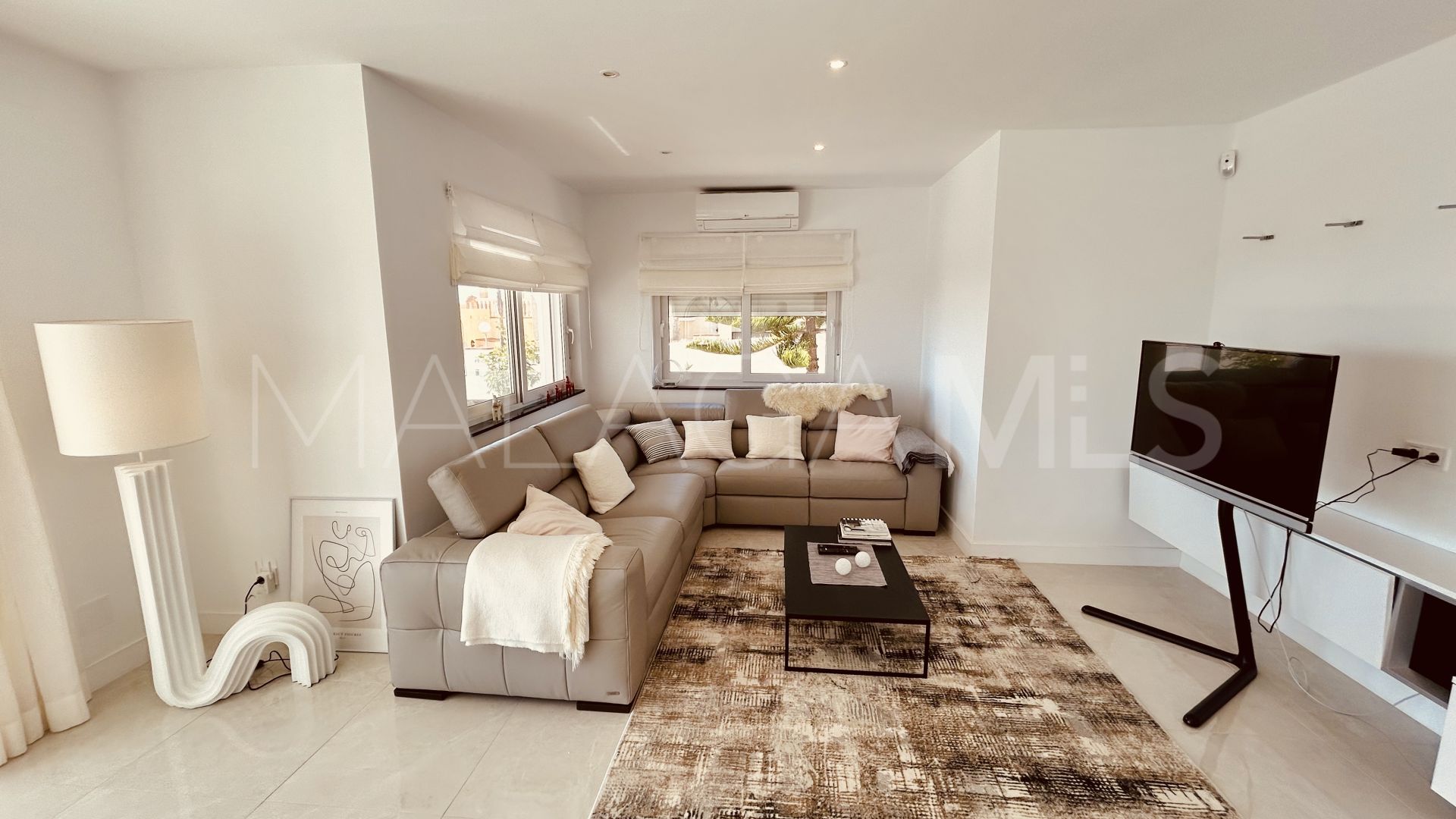For sale 4 bedrooms villa in Hacienda Guadalupe