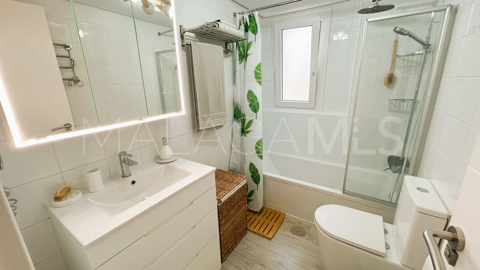 For sale Puerto La Duquesa duplex penthouse with 2 bedrooms