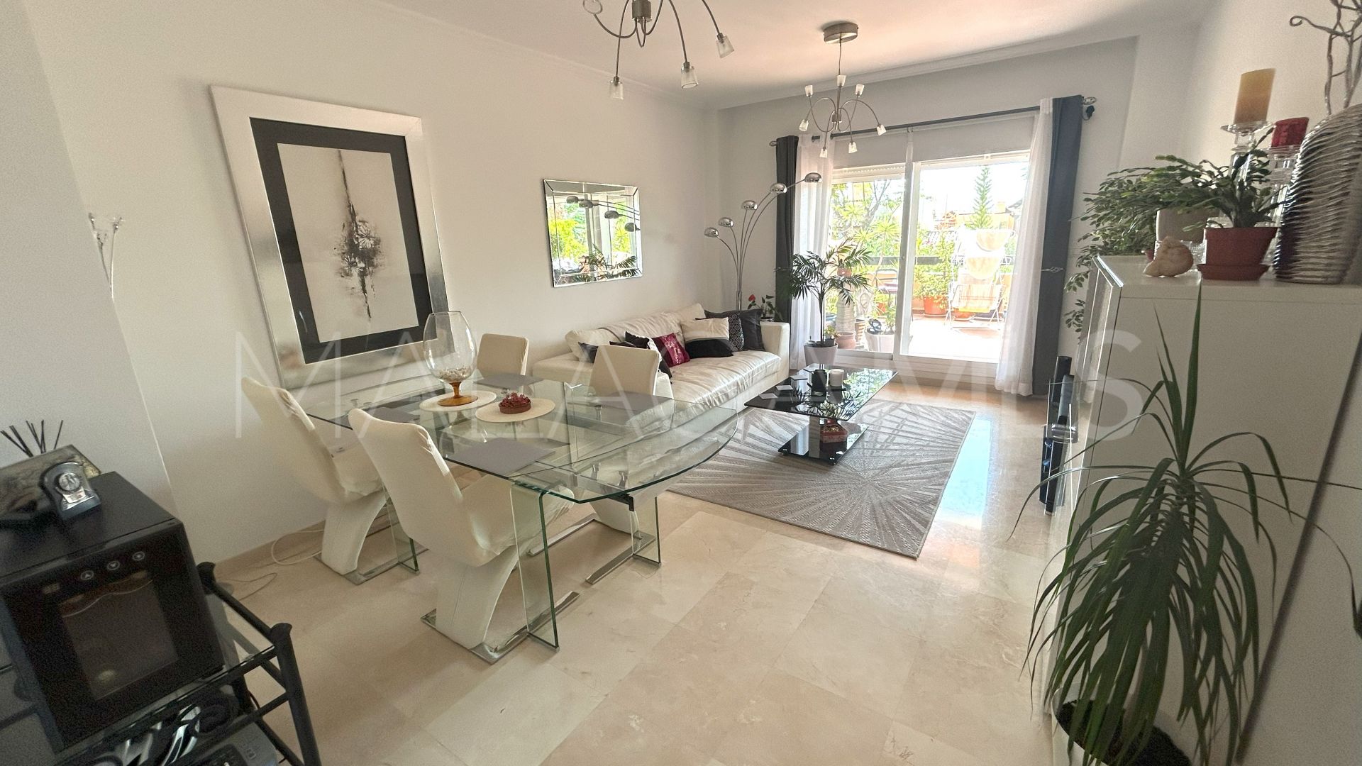 Markplanslägenhet for sale in Casares del Sol - Casares Golf