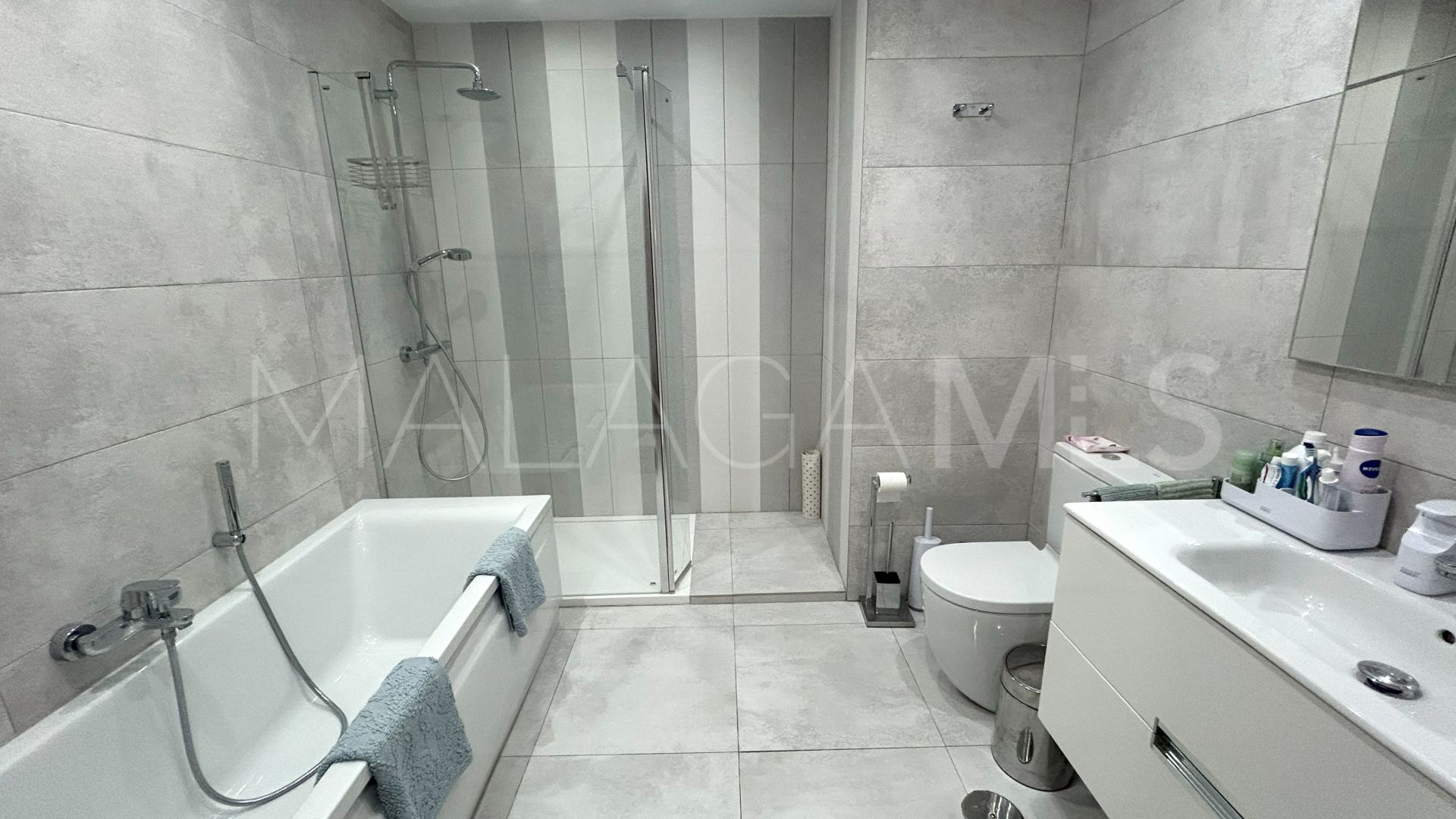 La Duquesa Golf, apartamento for sale de 3 bedrooms