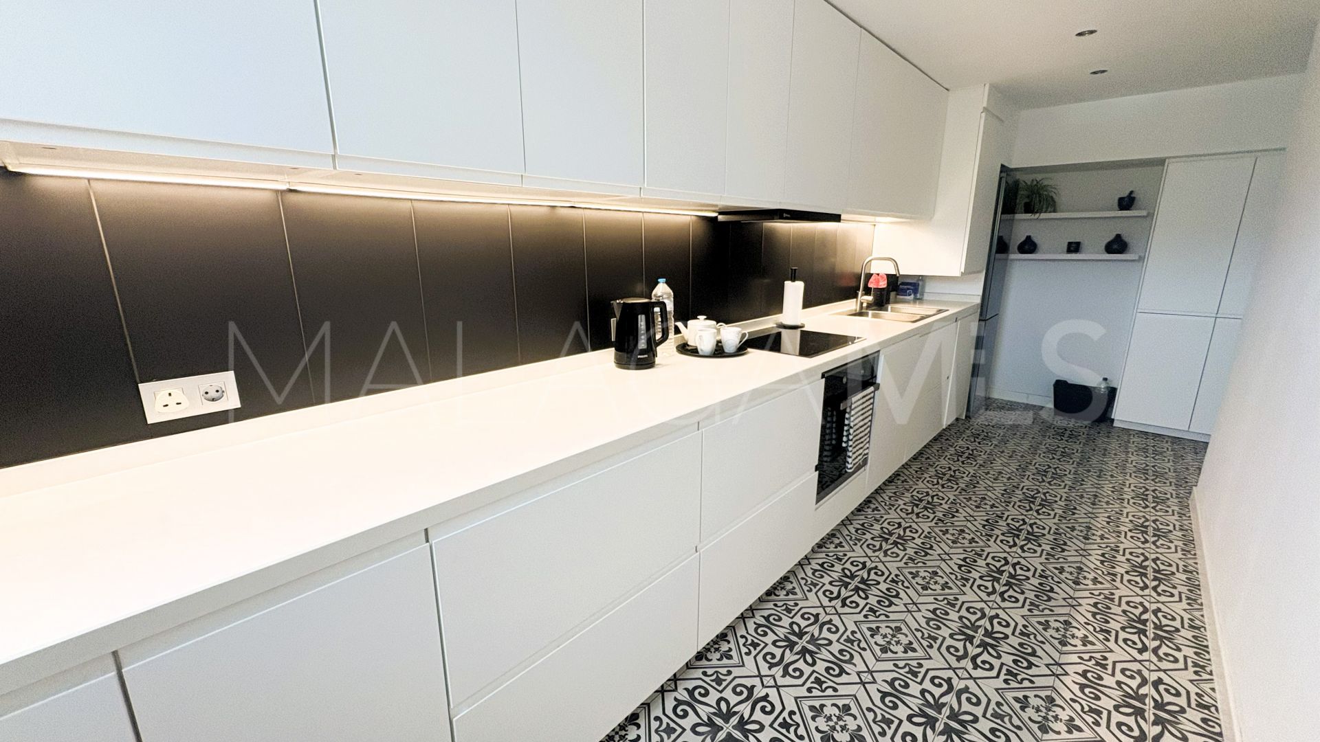 Maison de ville for sale in Marina de Casares