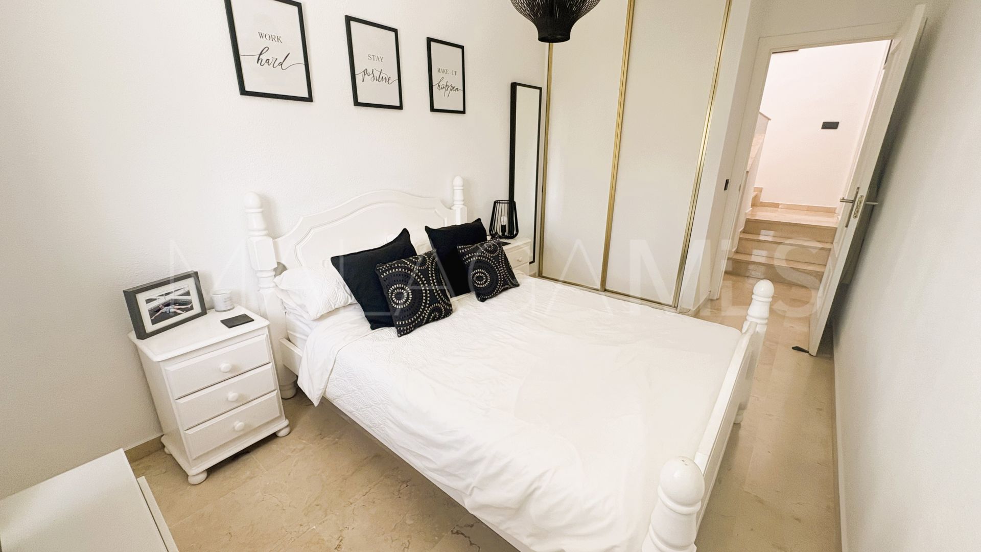 Maison de ville for sale in Marina de Casares
