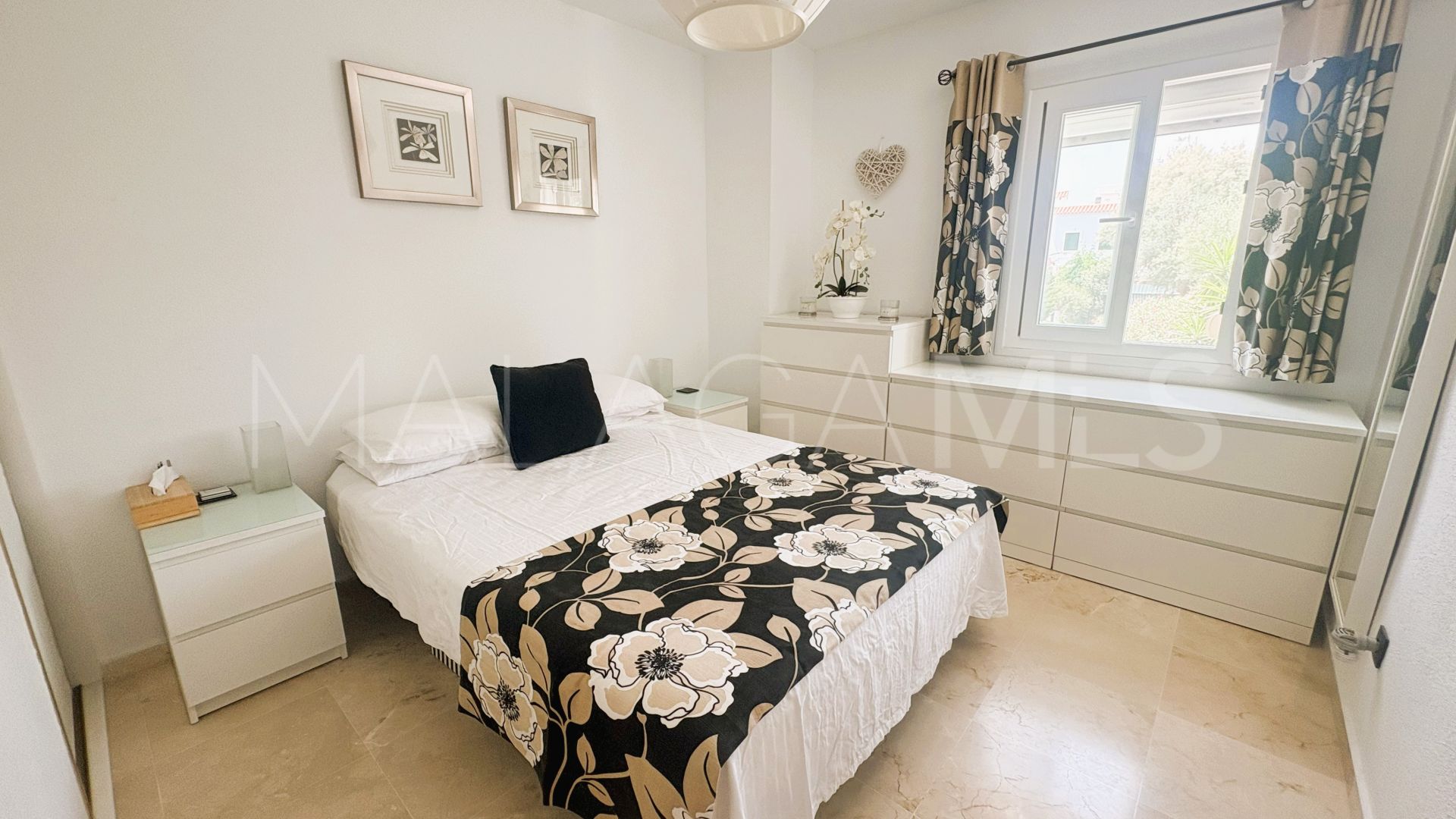 Maison de ville for sale in Marina de Casares