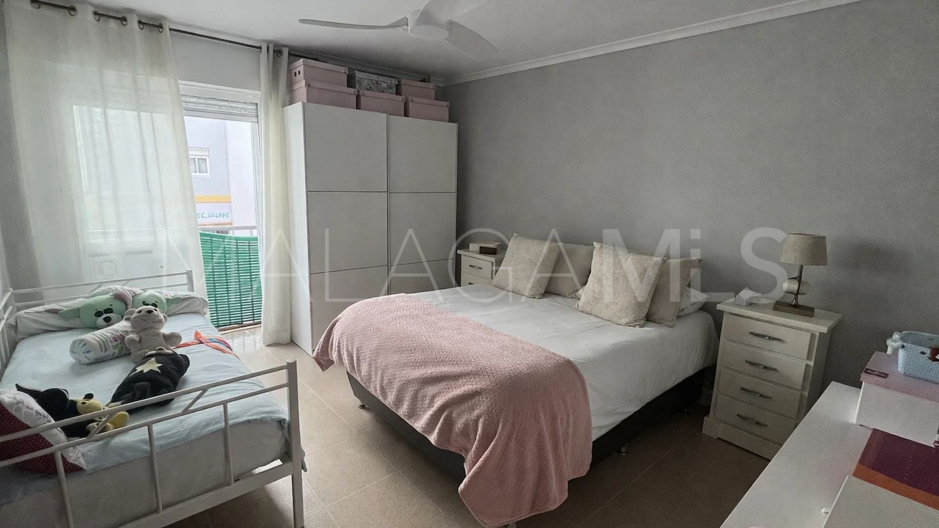 Se vende apartamento de 3 bedrooms in Estepona Centro