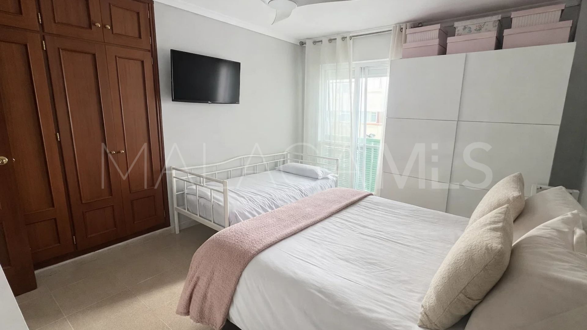 Se vende apartamento de 3 bedrooms in Estepona Centro