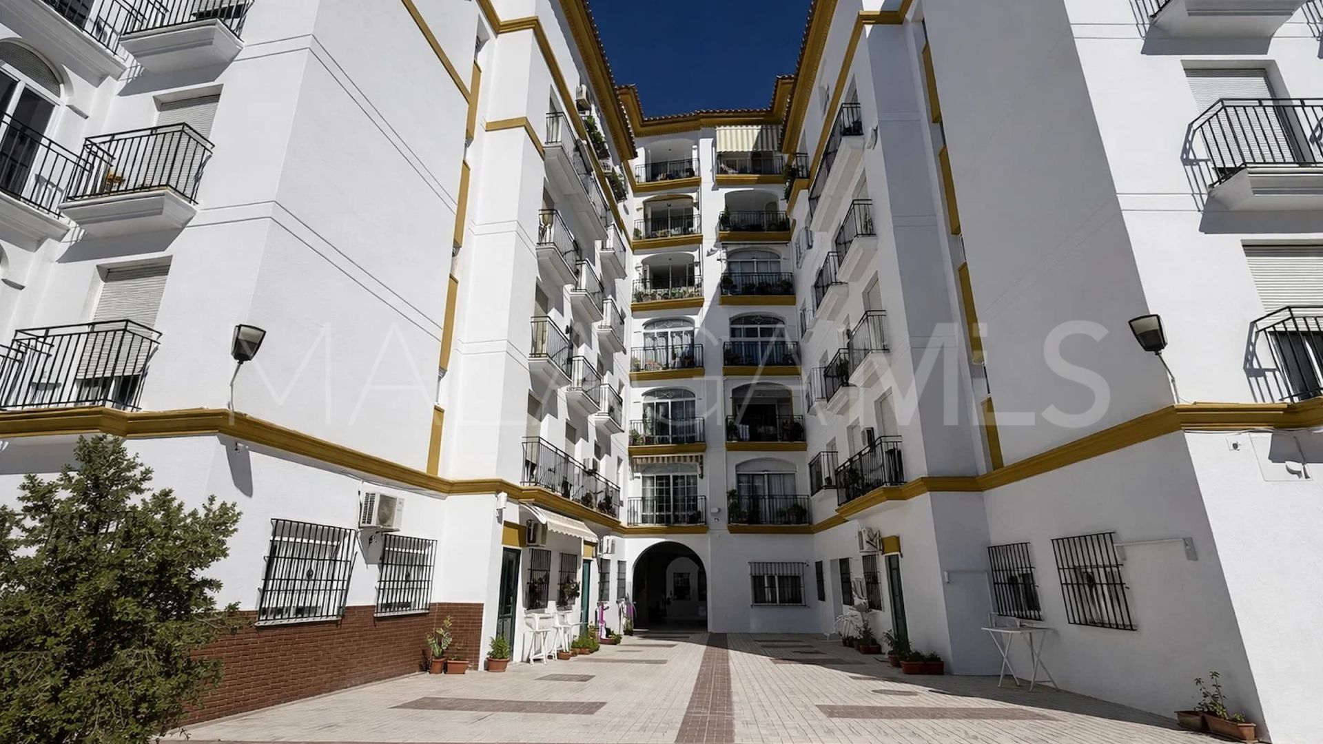 Se vende apartamento de 3 bedrooms in Estepona Centro