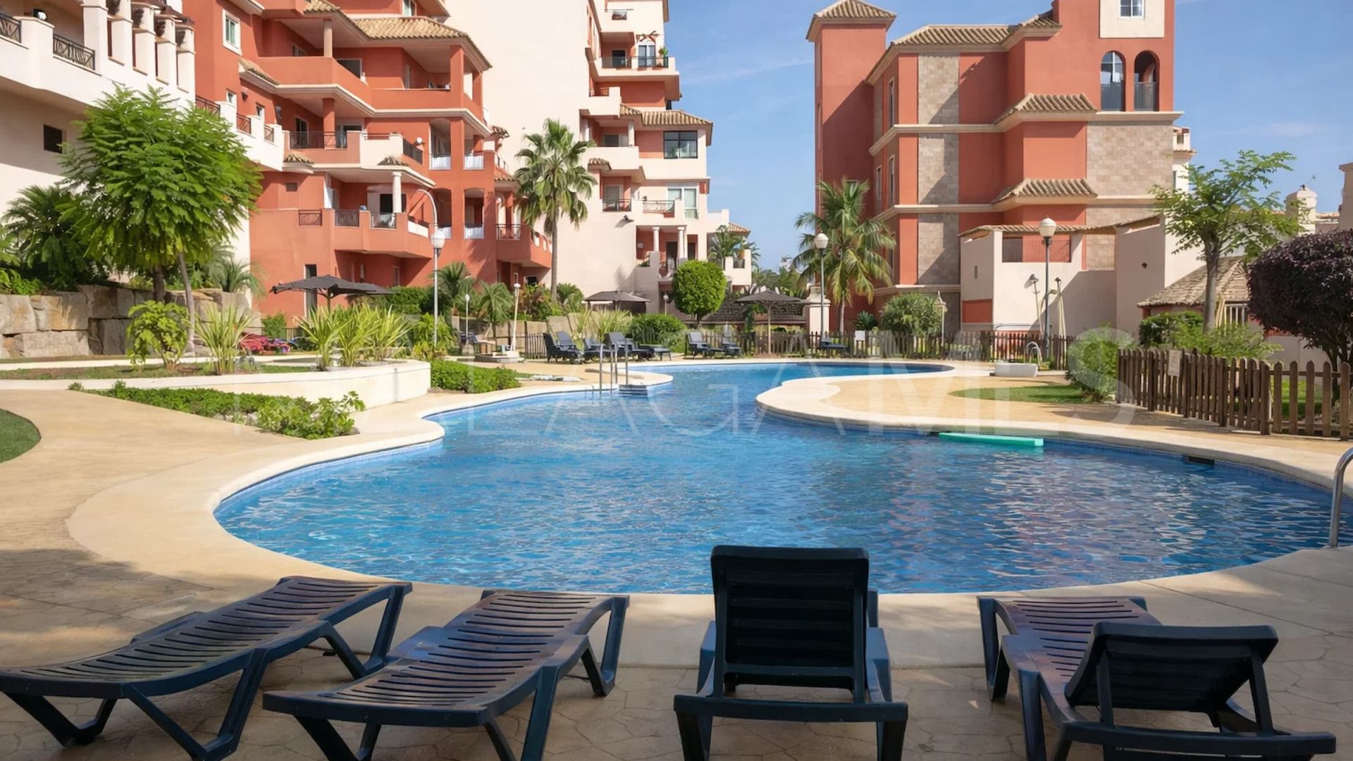 Appartement rez de chaussée for sale in Duquesa Regent