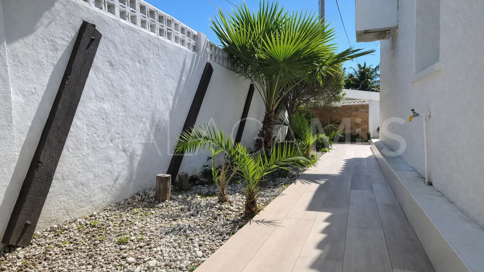 Villa for sale in Chullera