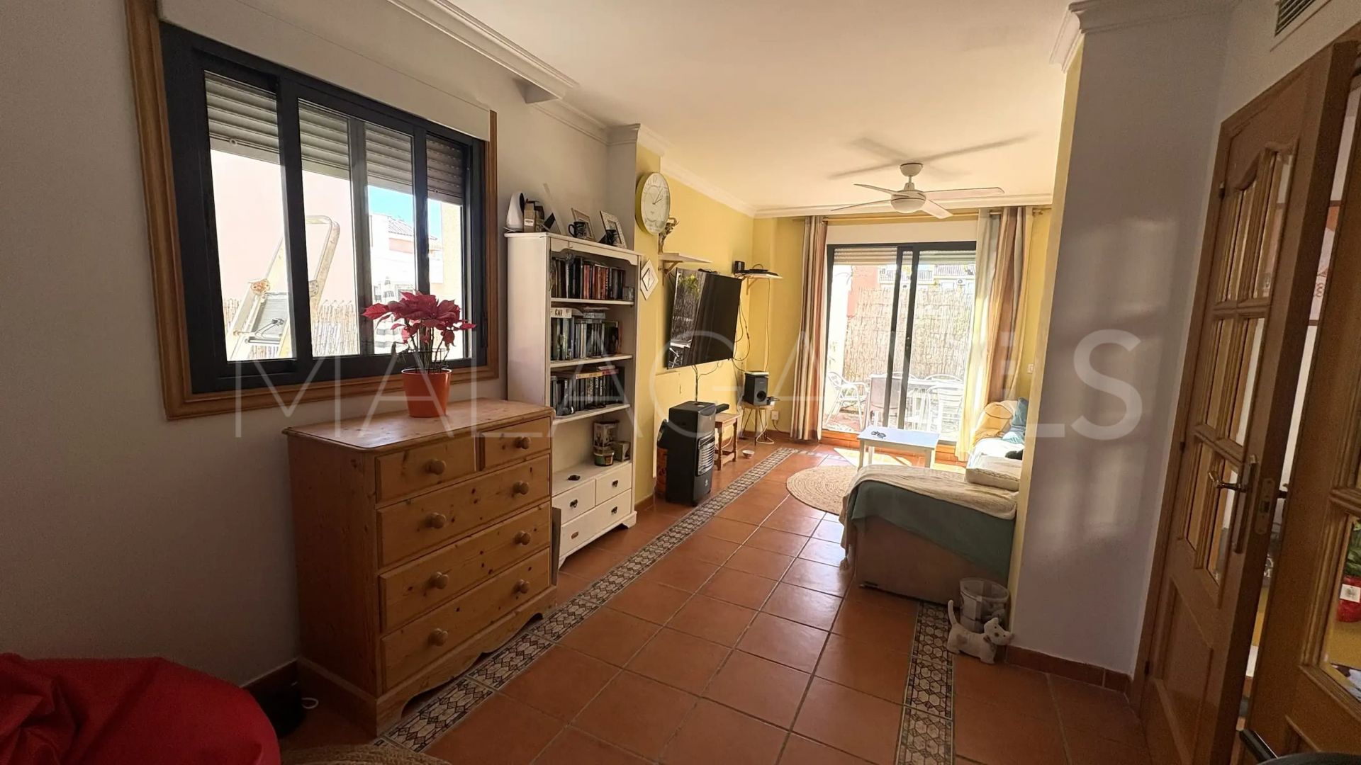 Villa for sale in Sabinillas