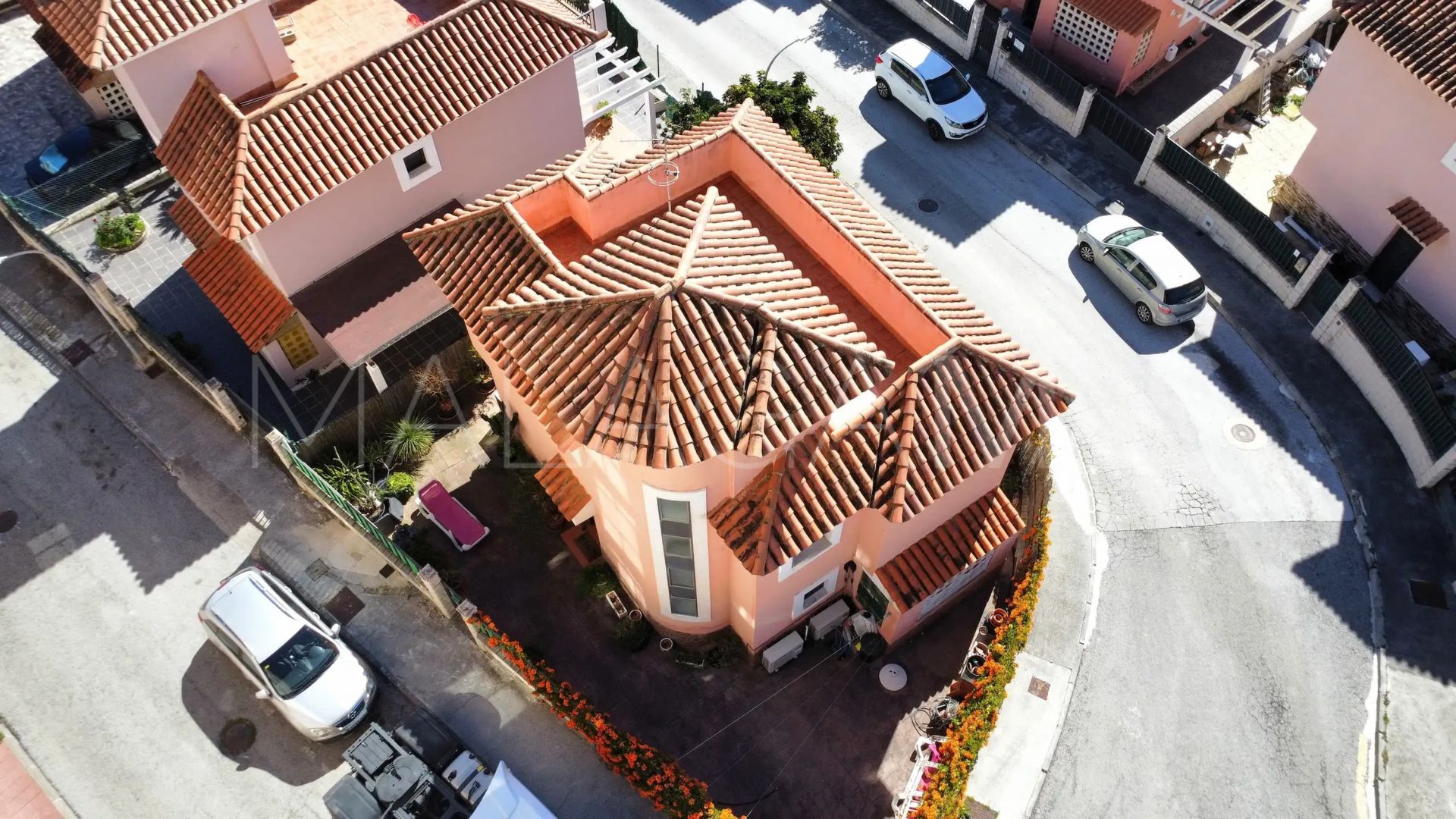 Villa for sale in Sabinillas