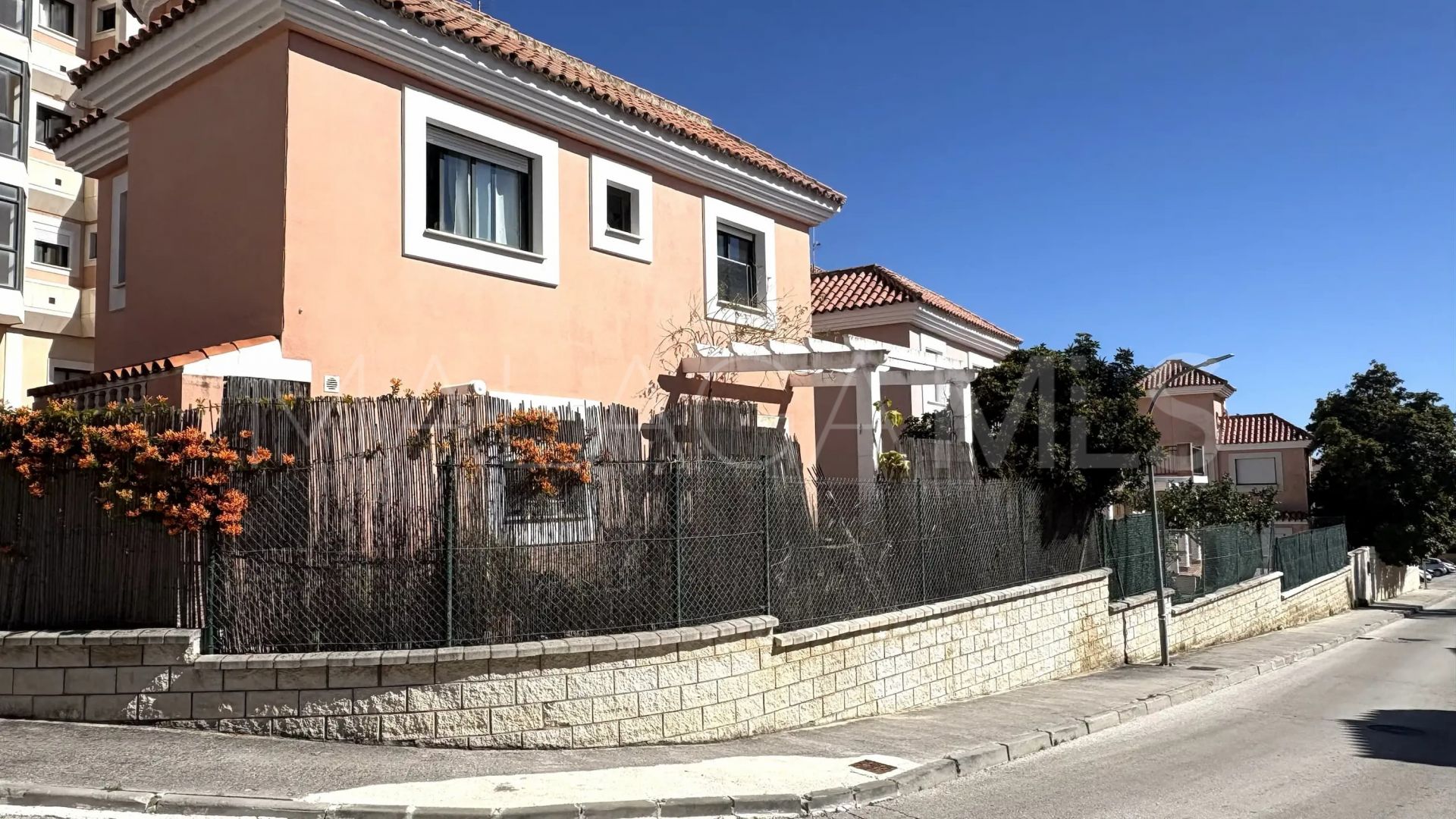 Villa for sale in Sabinillas