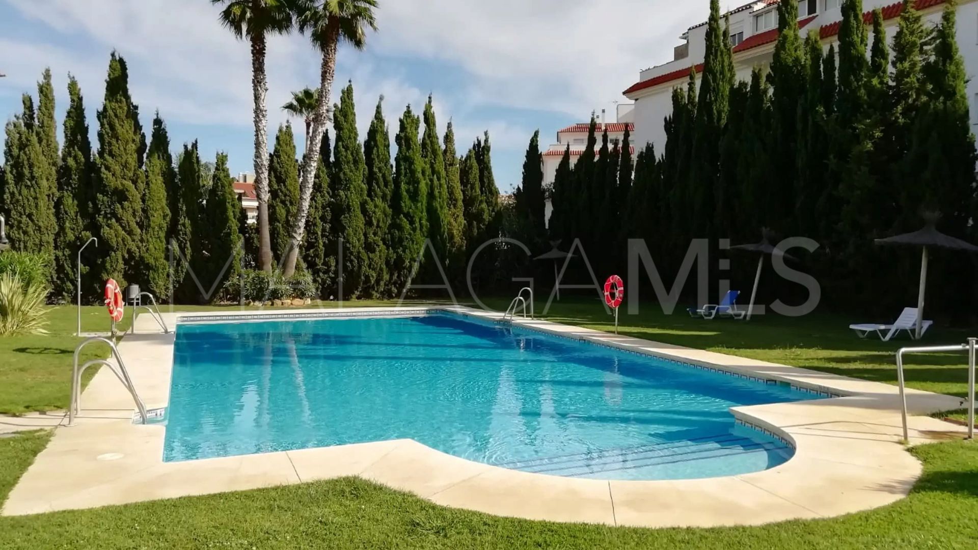 Villa for sale in Sabinillas