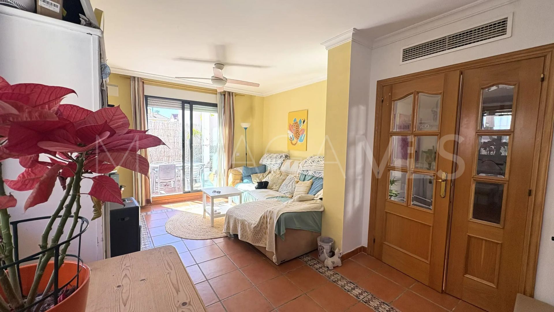 Villa for sale in Sabinillas