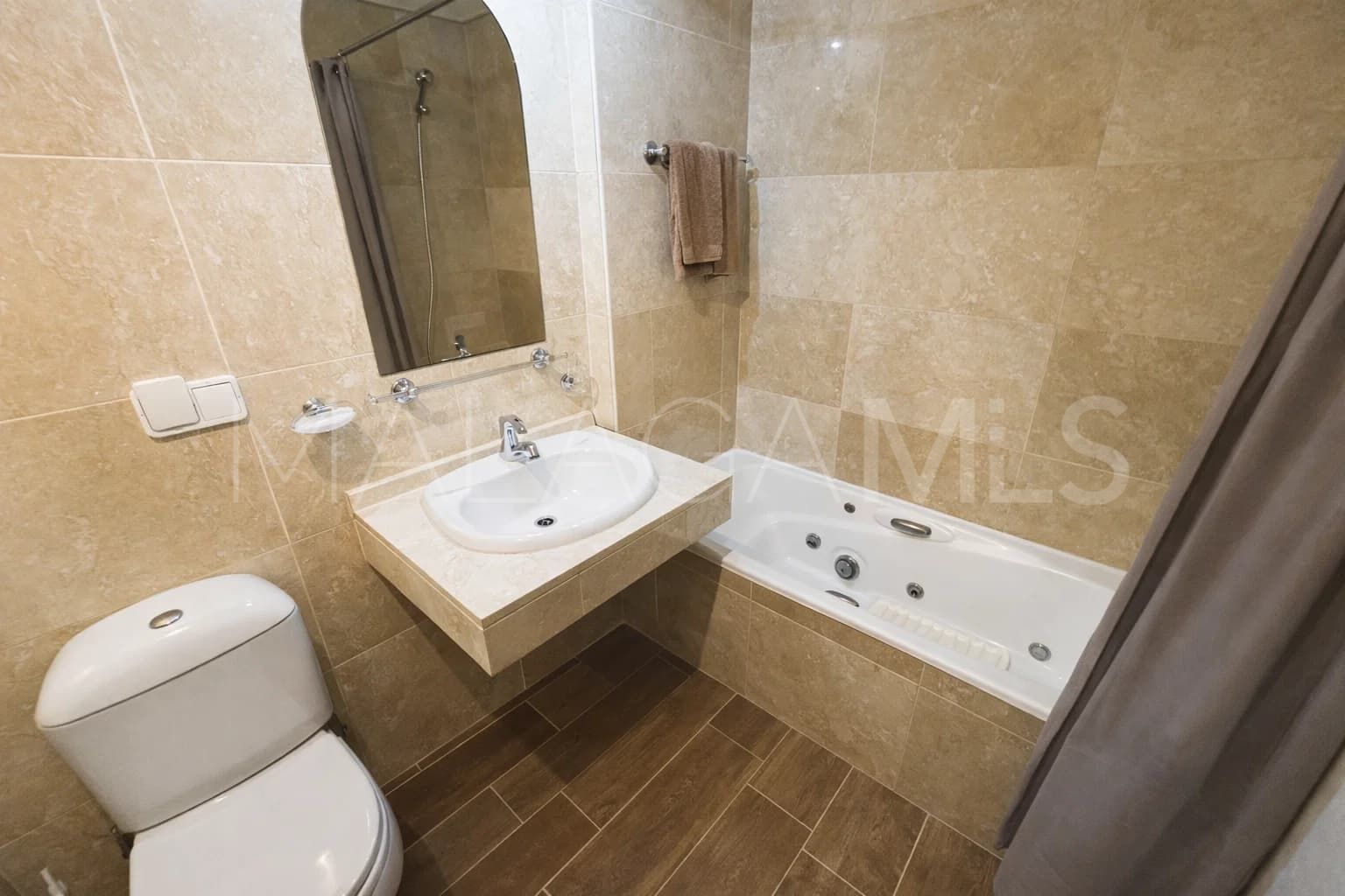 Erdgeschosswohnung for sale in Duquesa Suites