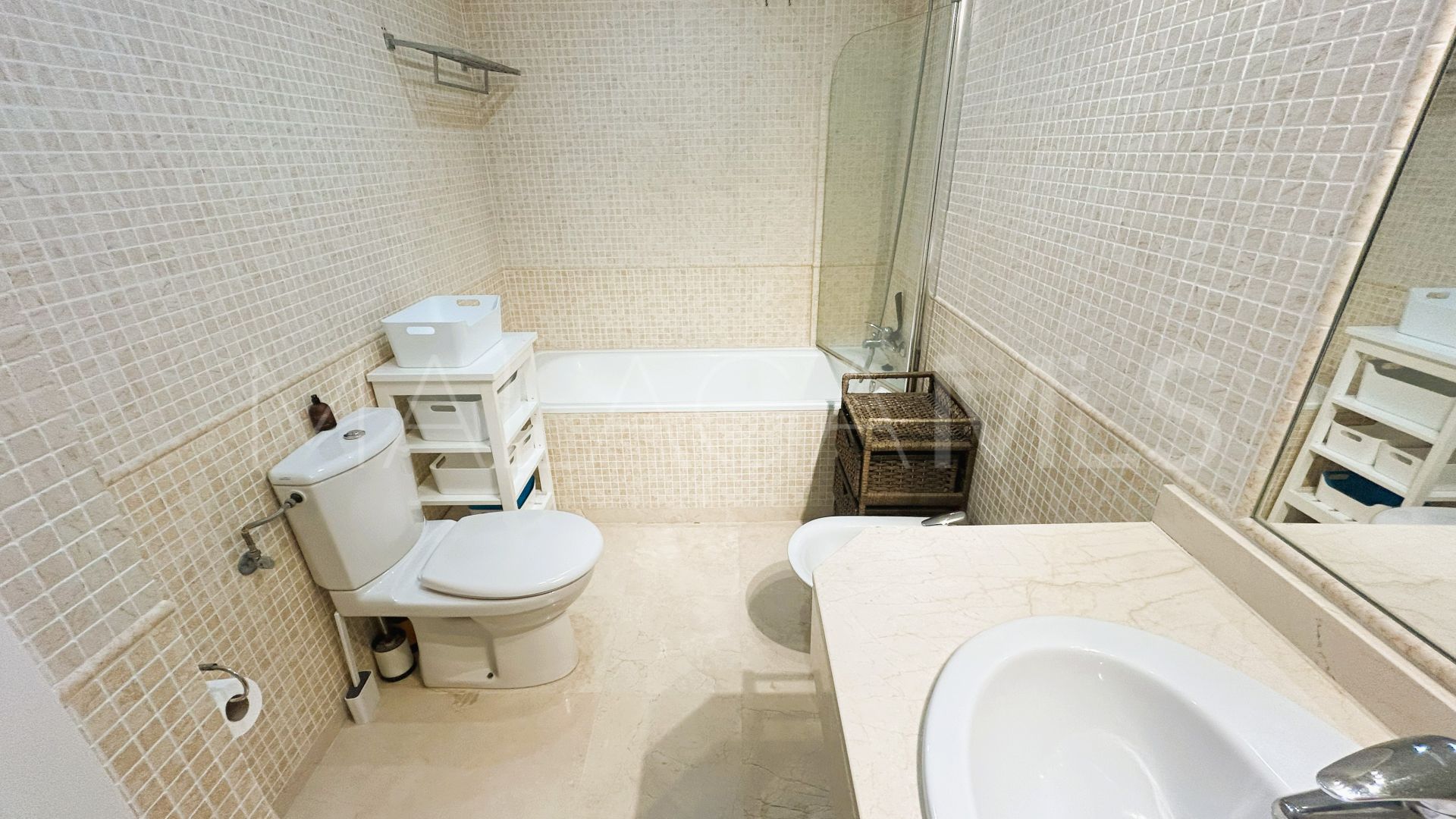 Atico duplex for sale in La Duquesa Golf