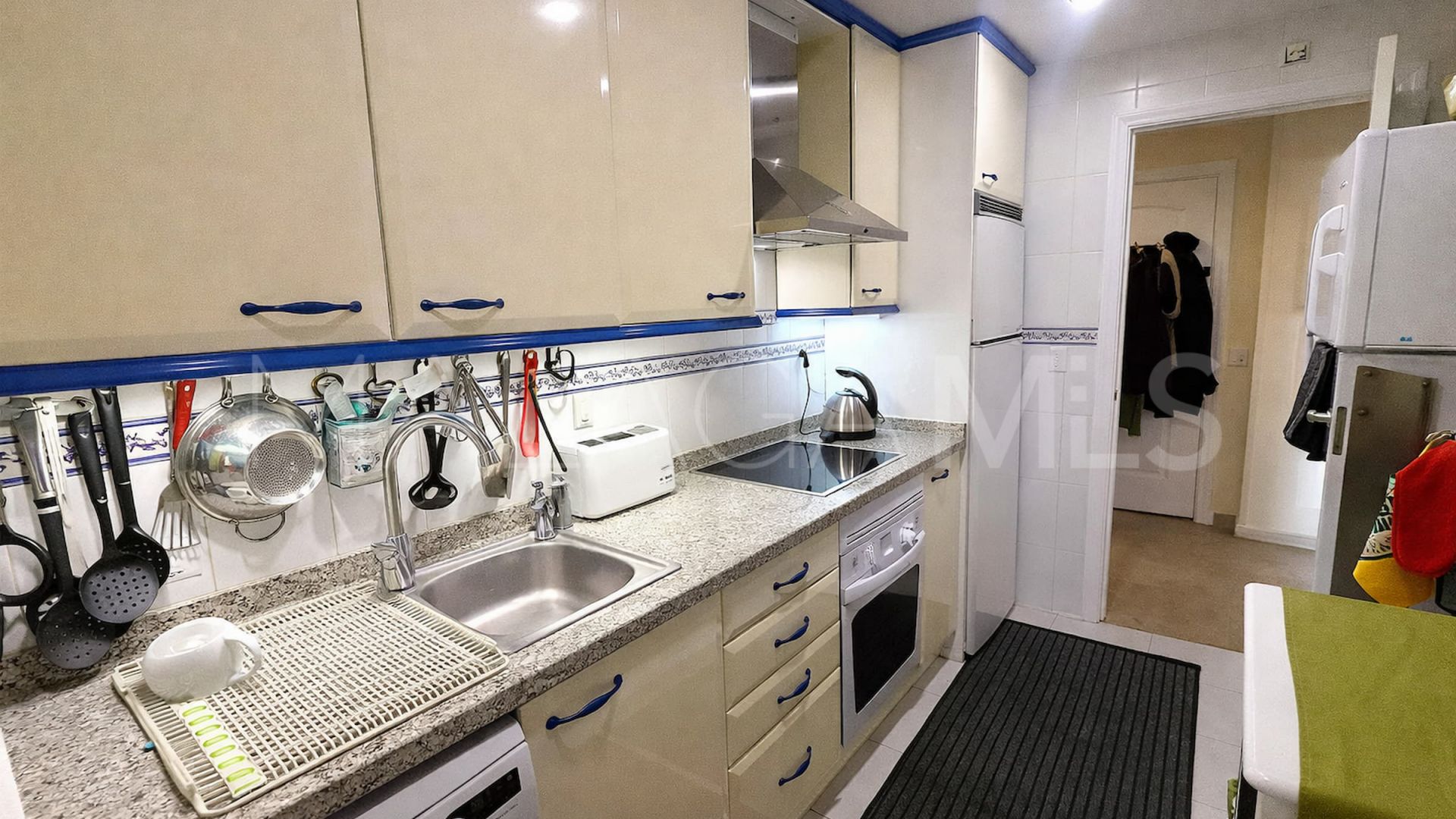 Markplanslägenhet for sale in La Duquesa