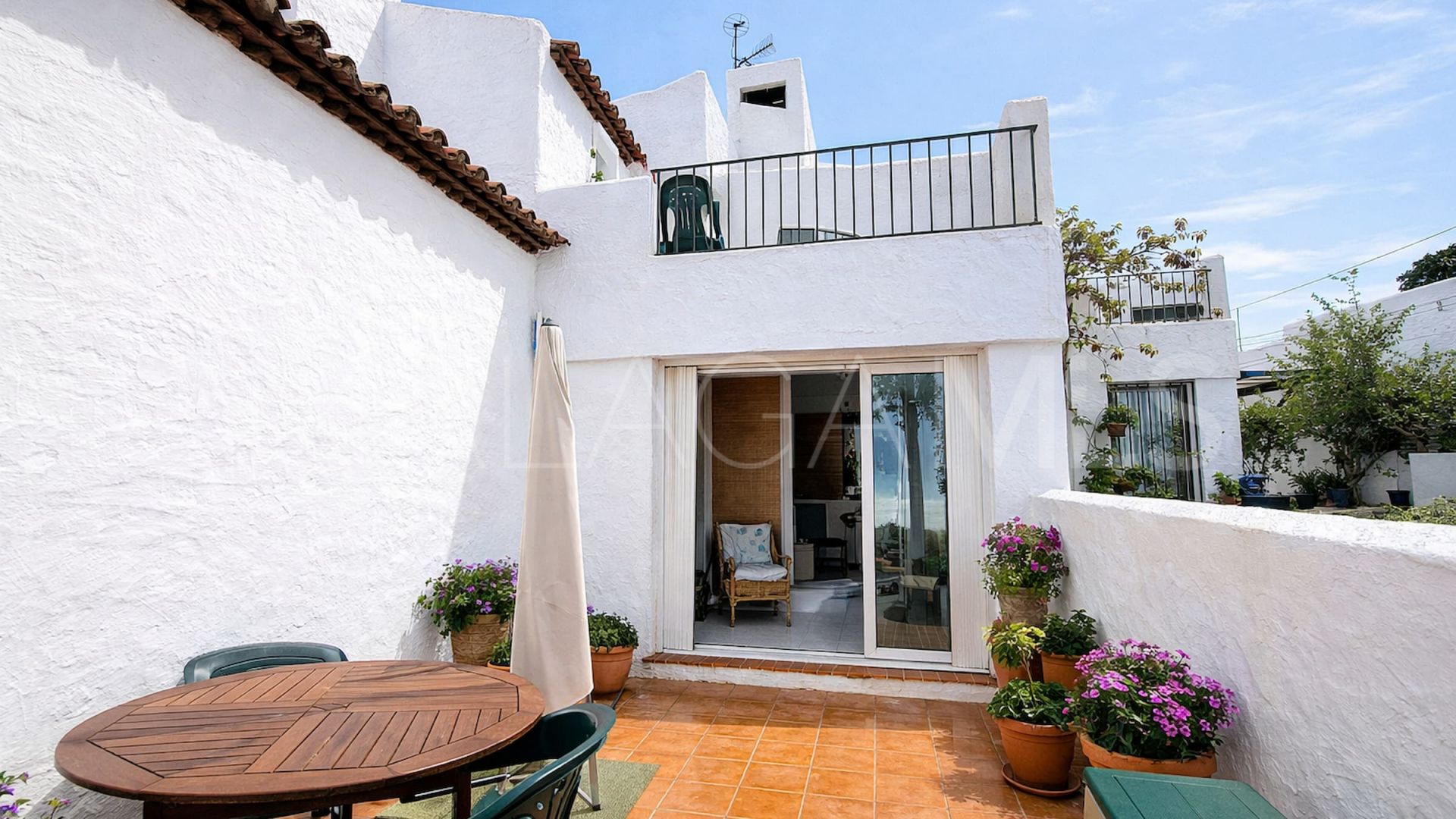 Radhus for sale in Bahia de Casares