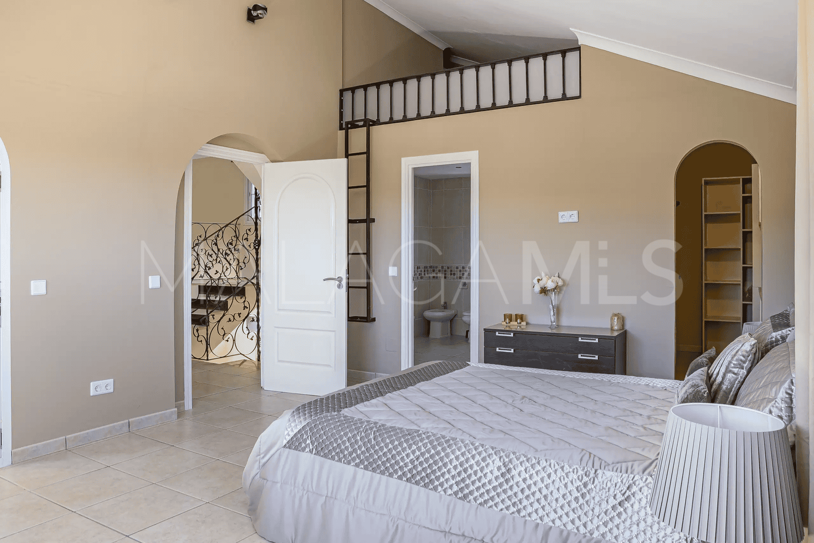 Villa for sale in Valle Romano
