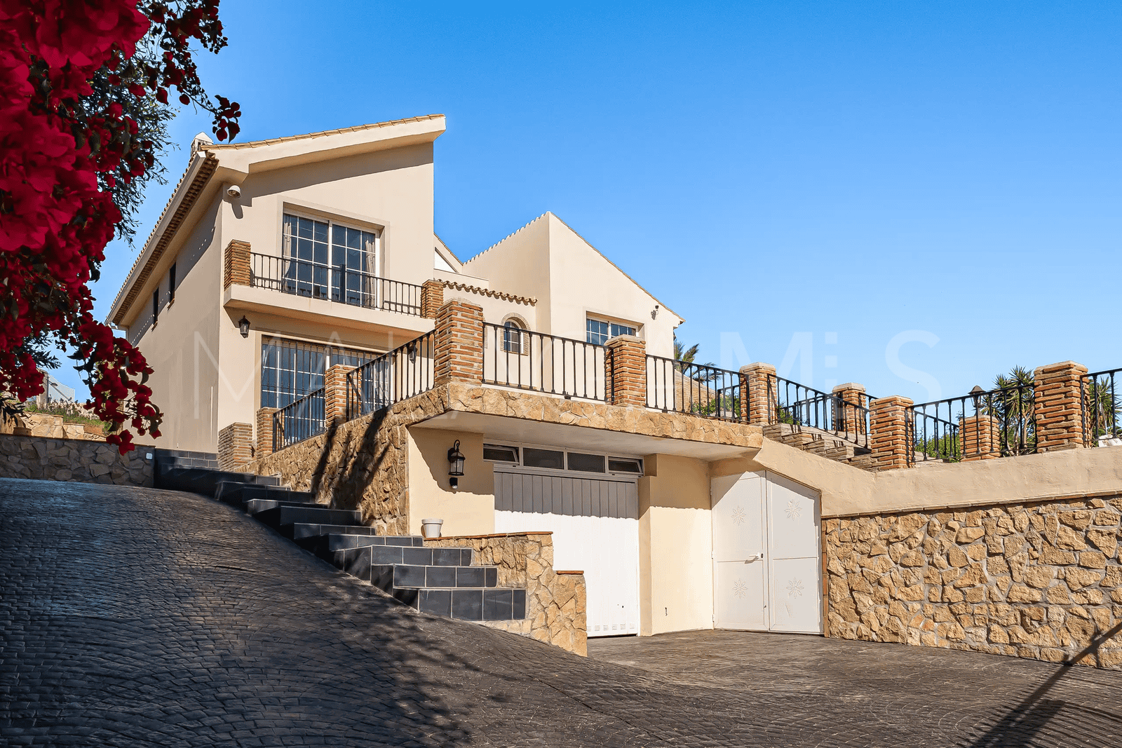 Villa for sale in Valle Romano