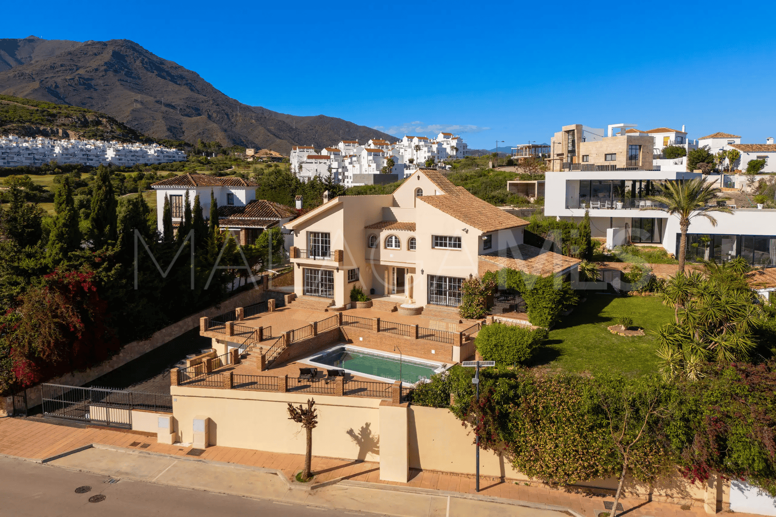 Villa for sale in Valle Romano