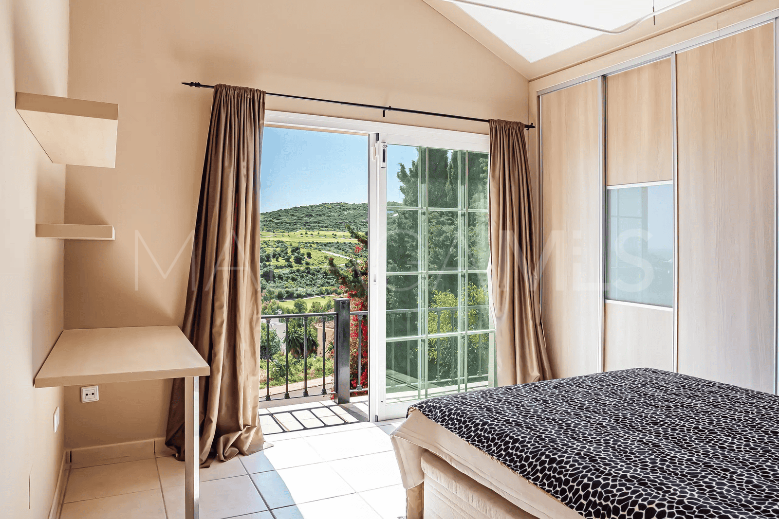 Villa for sale in Valle Romano