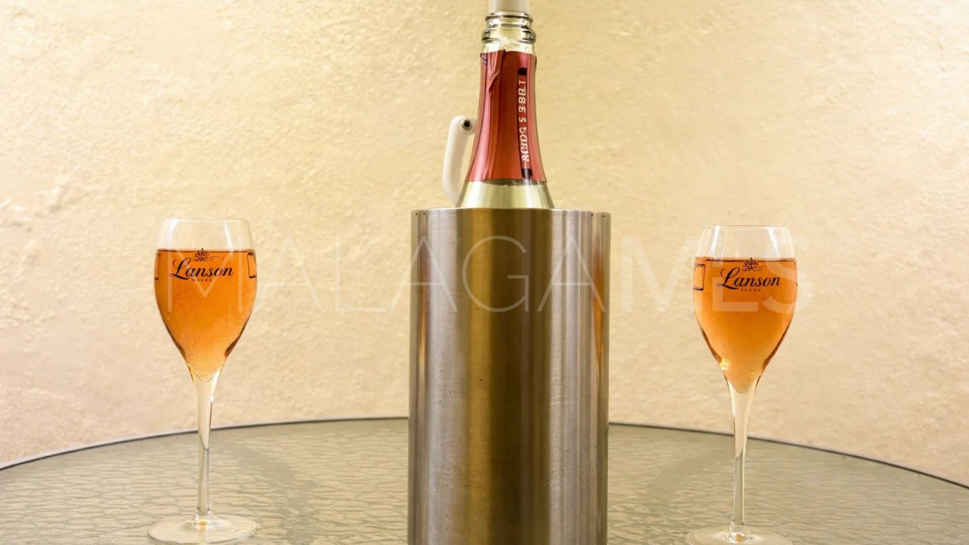 Adosado with 3 bedrooms a la venta in Manilva