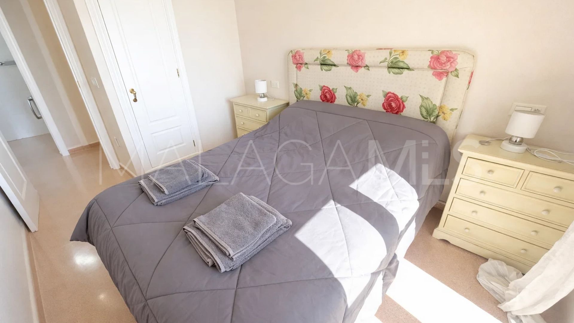 For sale Sabinillas apartment