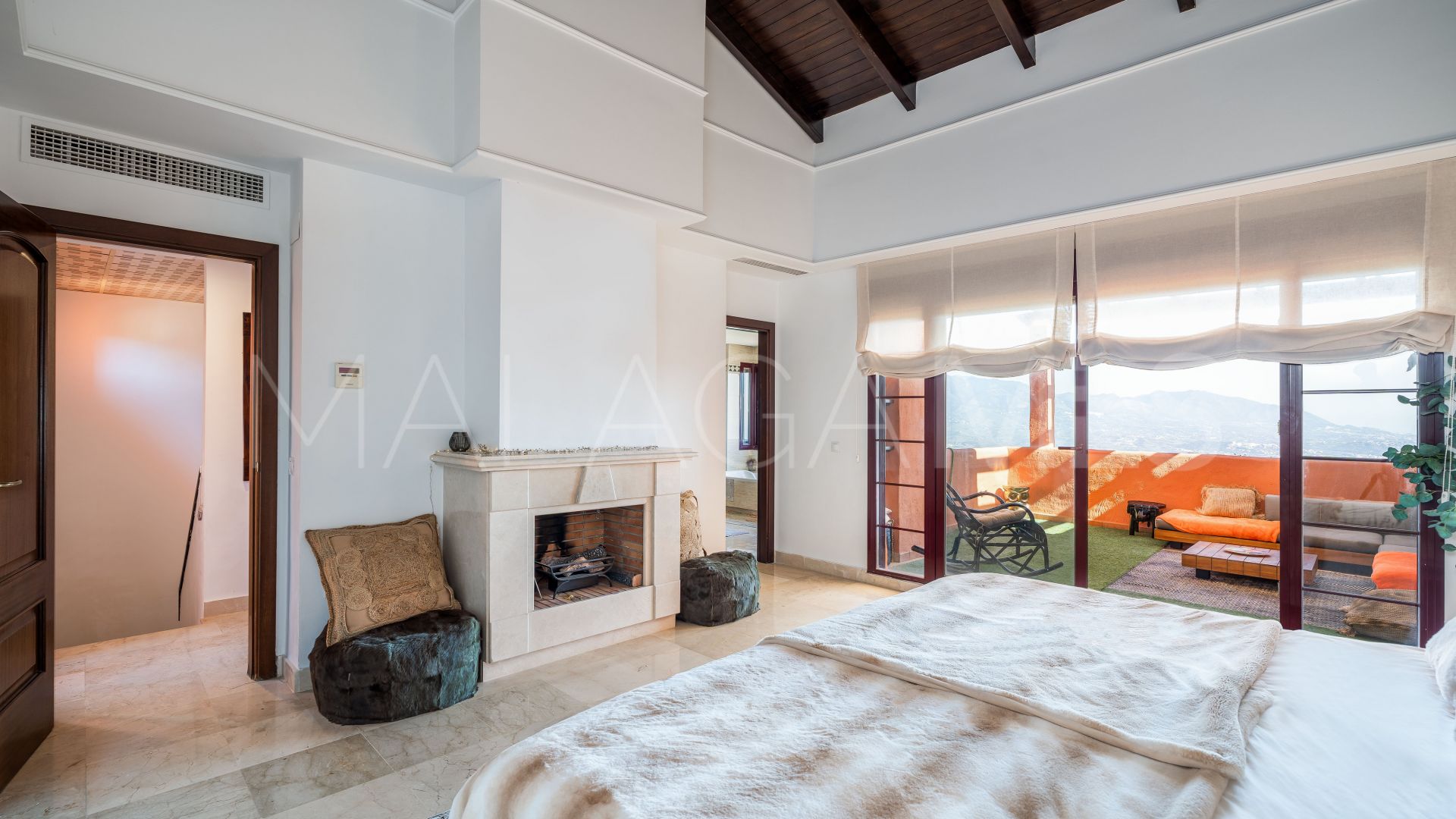 La Mairena 3 bedrooms duplex penthouse for sale