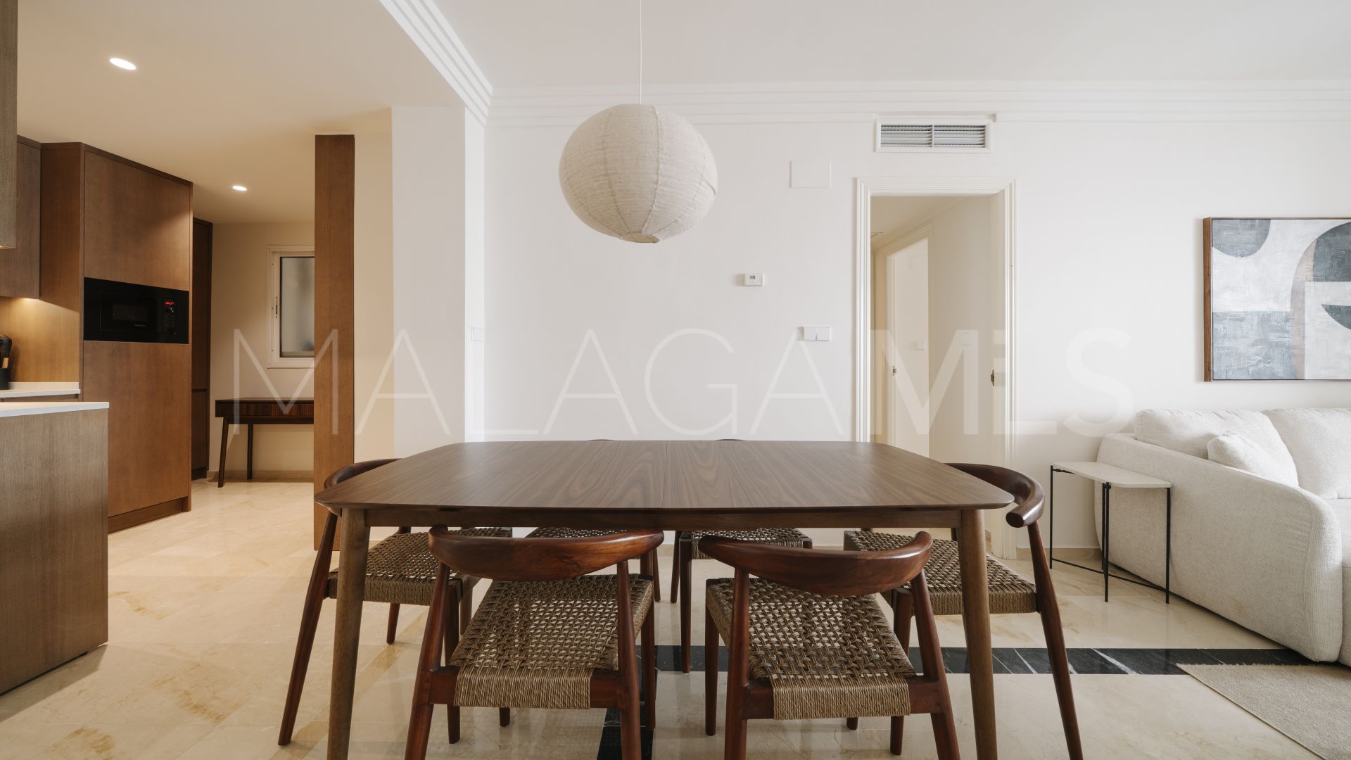 Lägenhet for sale in Marbella City