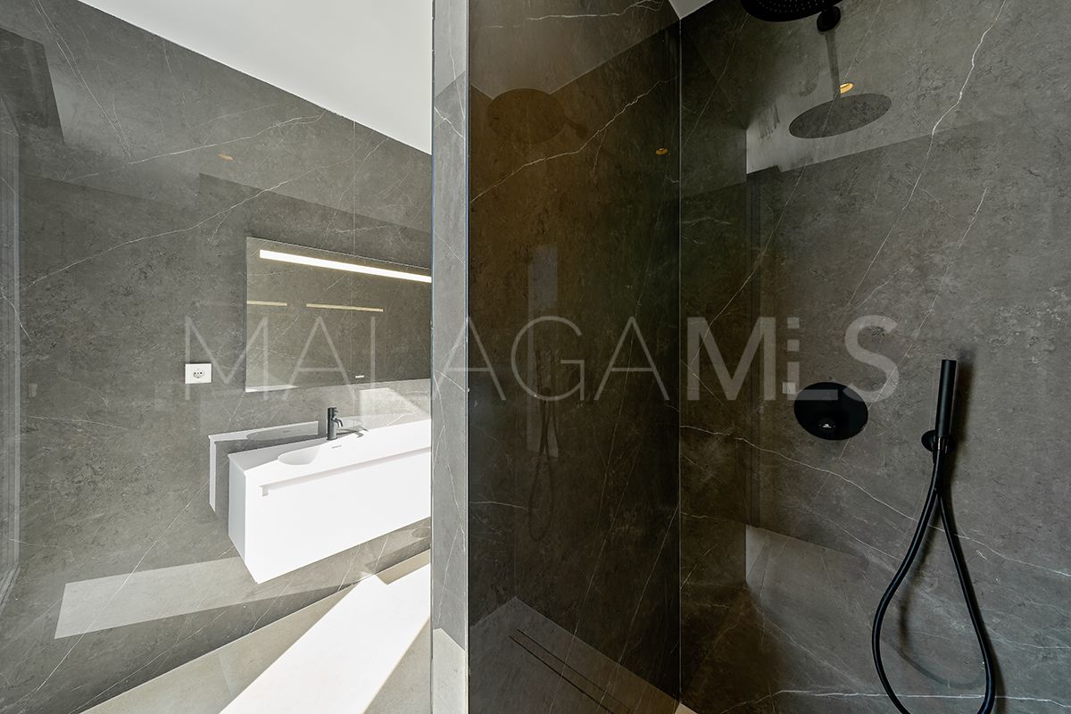 Villa for sale in Monte Biarritz